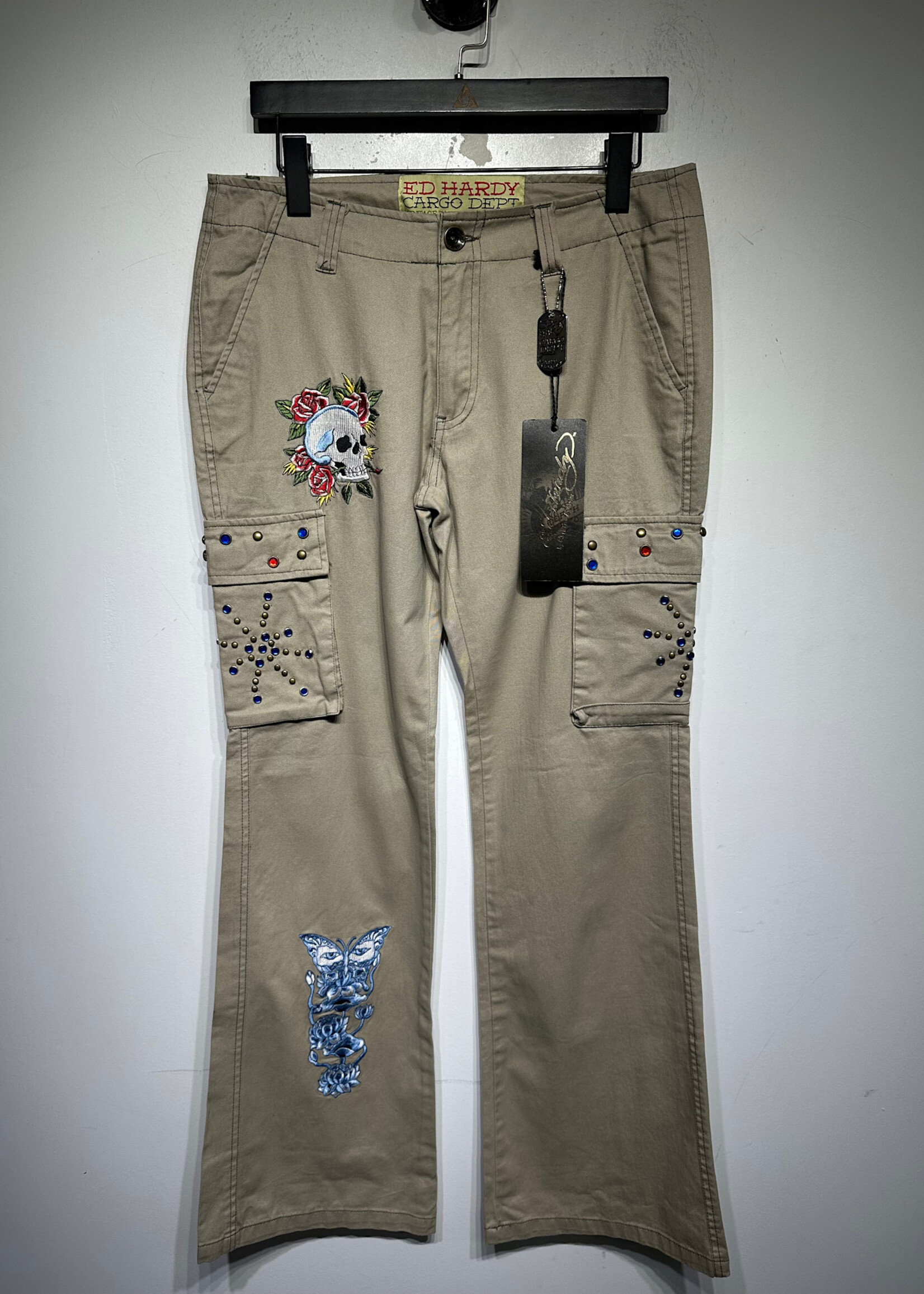 Ed Hardy NWT Beige Studded Cargo Pants 28
