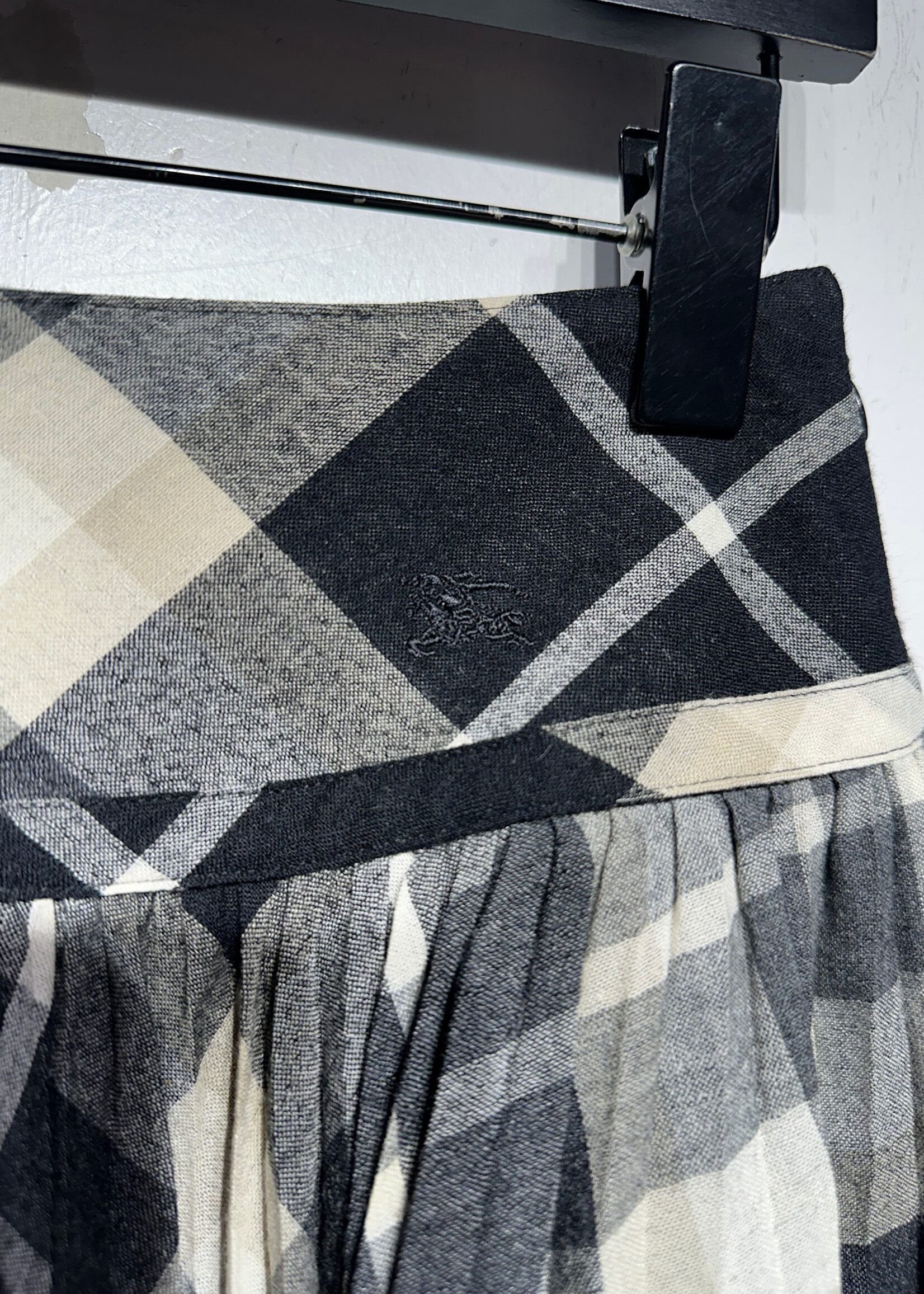 Burberry Blue Label Nova Check Skirt Fem 26"