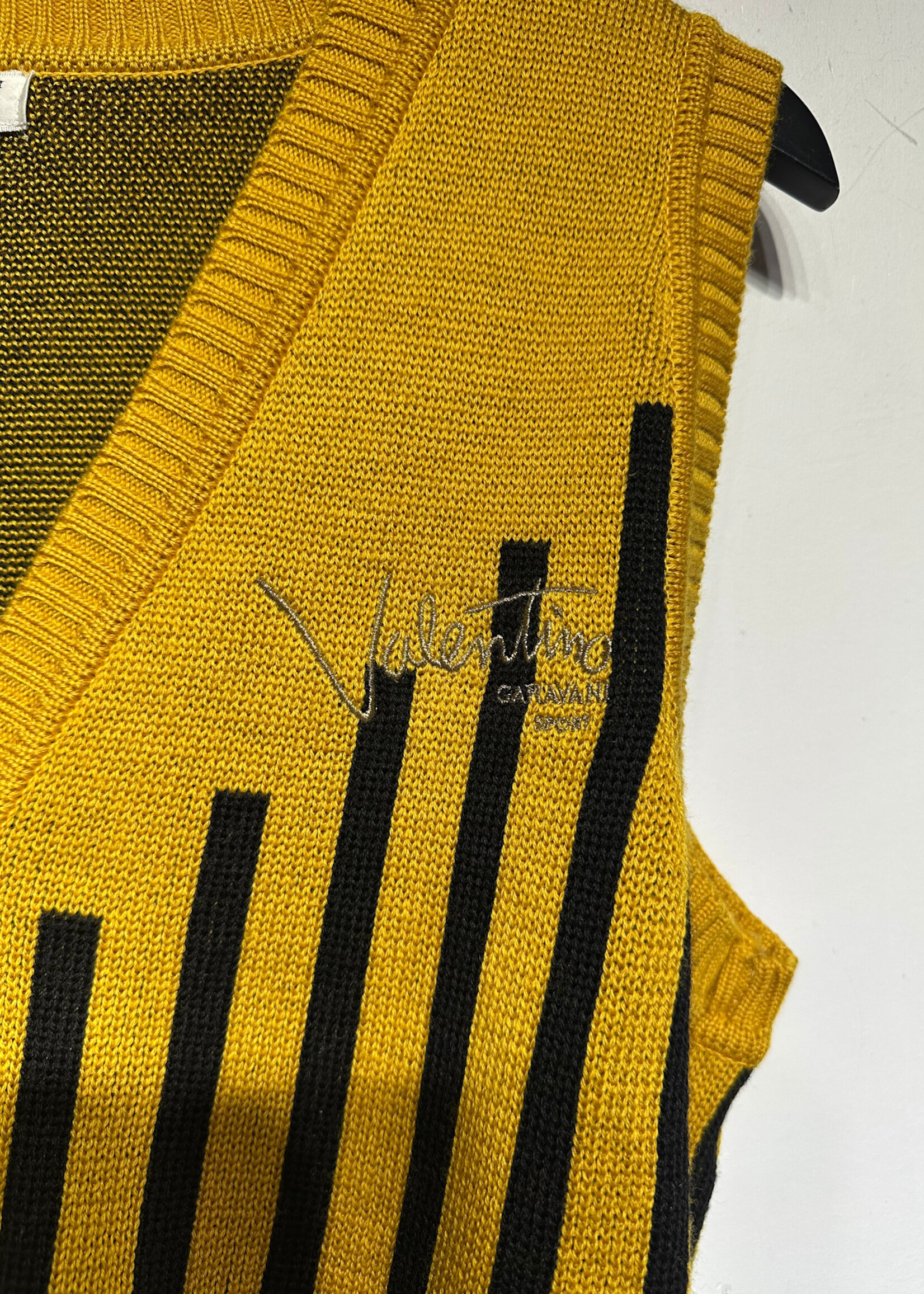 Valentino Black/Yellow Knit Vest 38/S-M