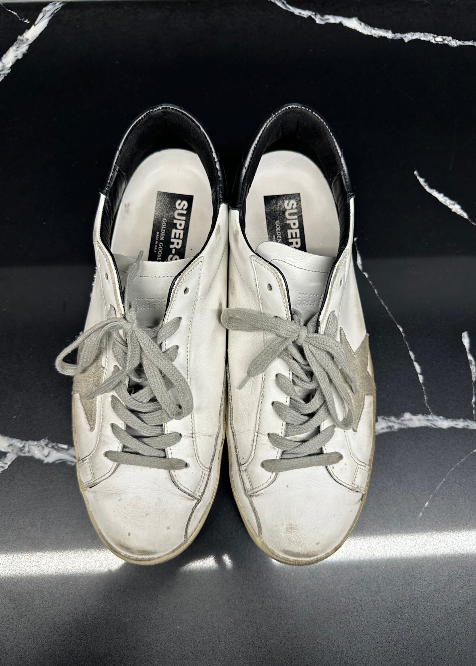 Golden Goose Black / White Superstar Masc 10