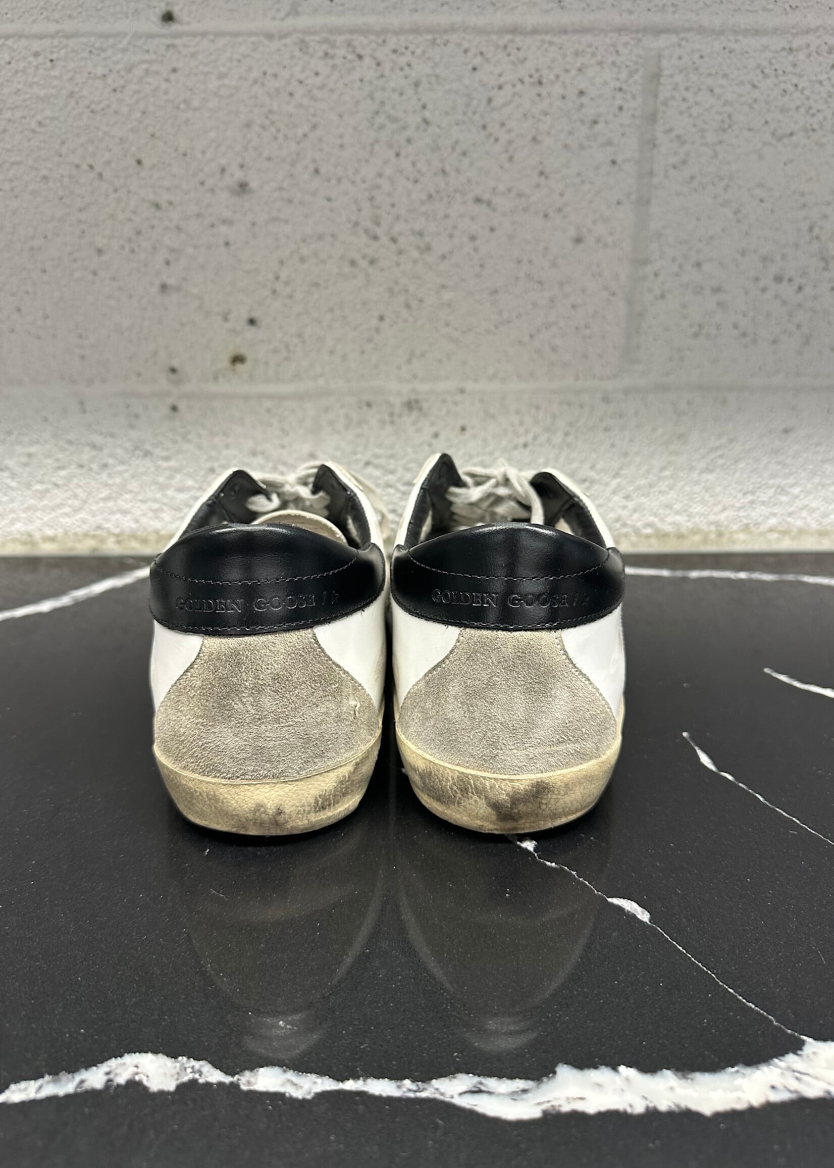Golden Goose Black / White Superstar Masc 10