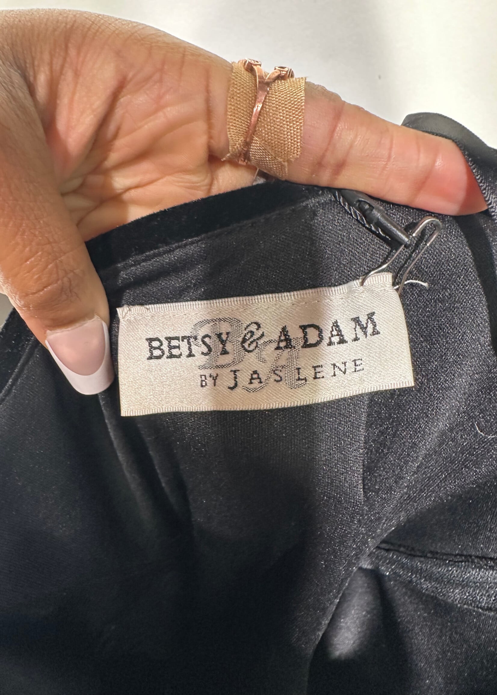Betsy & Adam One Shoulder Velvet Detail Black Dress M