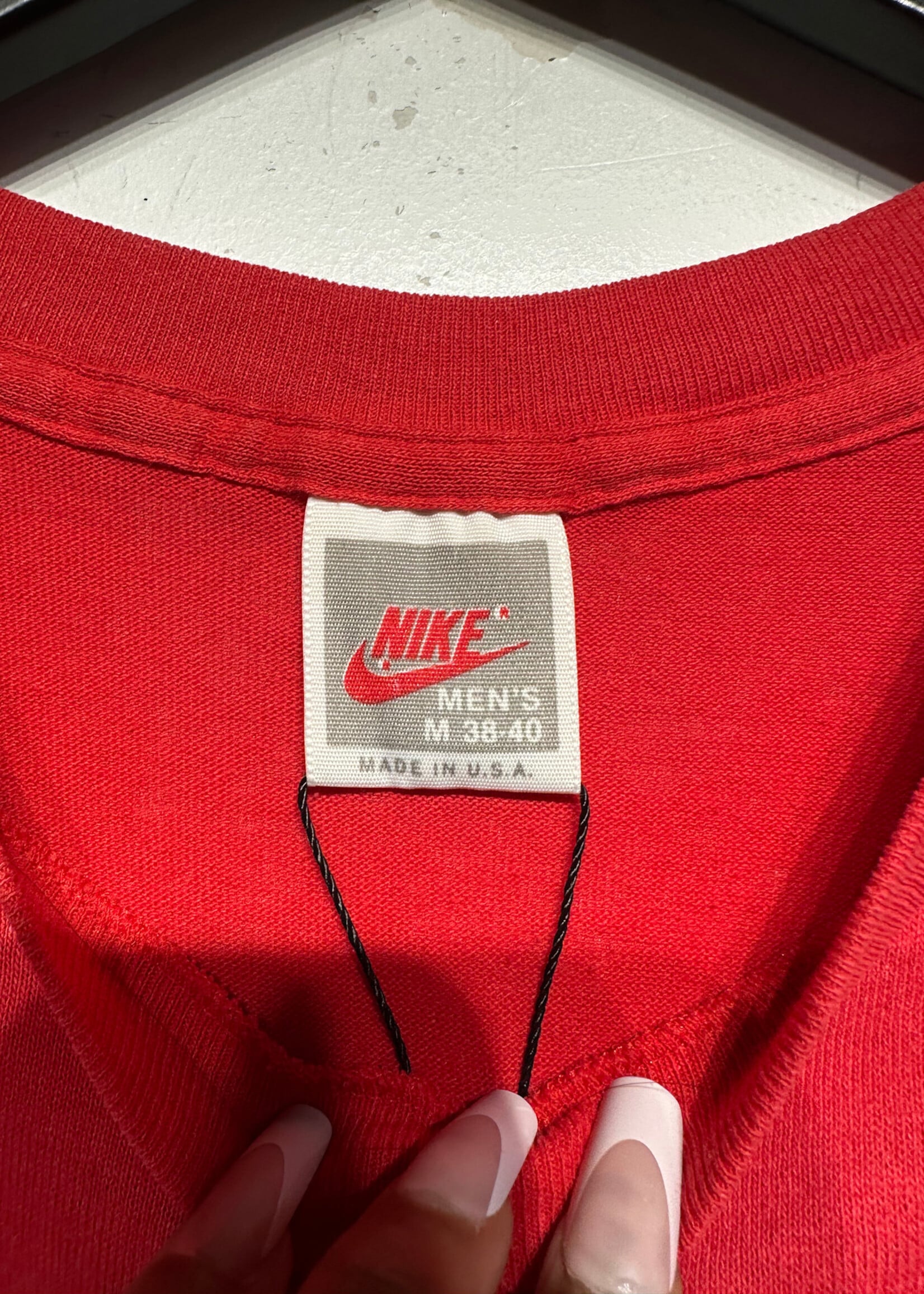 Nike Vintage Red Domination Graphic Tee M Masc