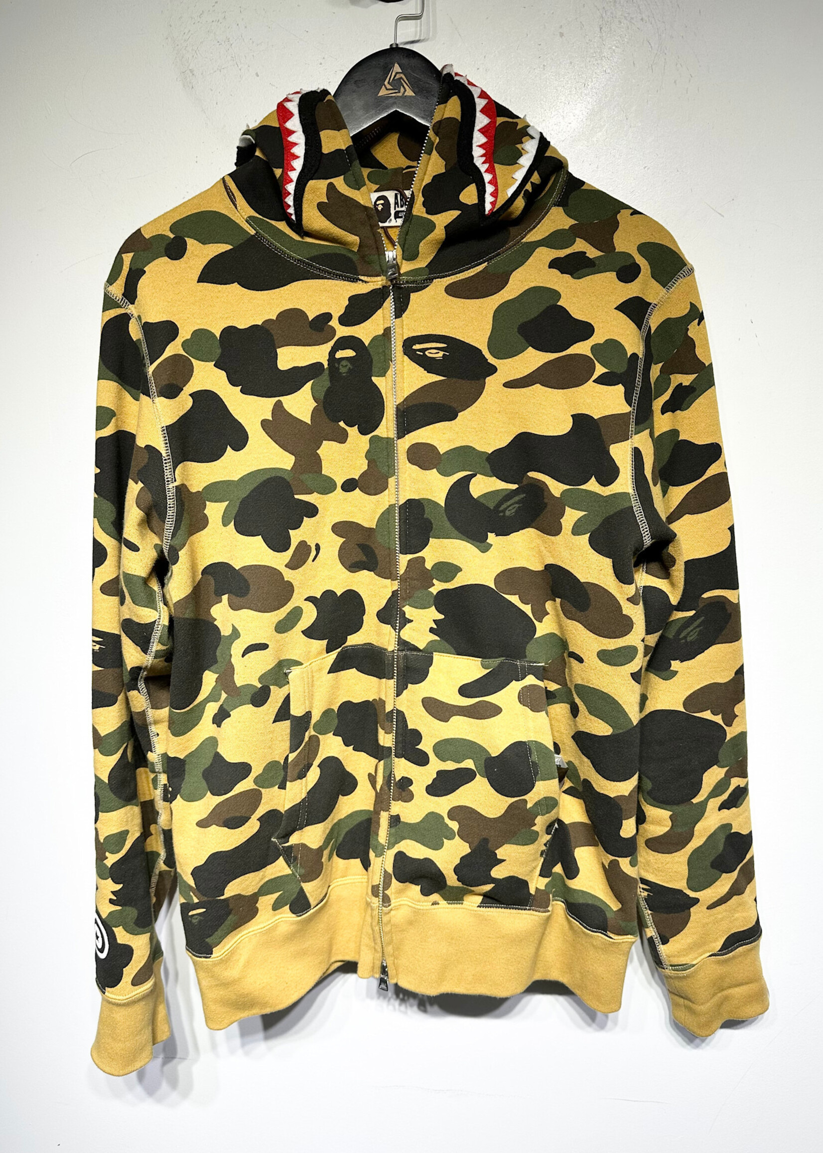 Bape PONR Yellow Camo Shark Hoodie M