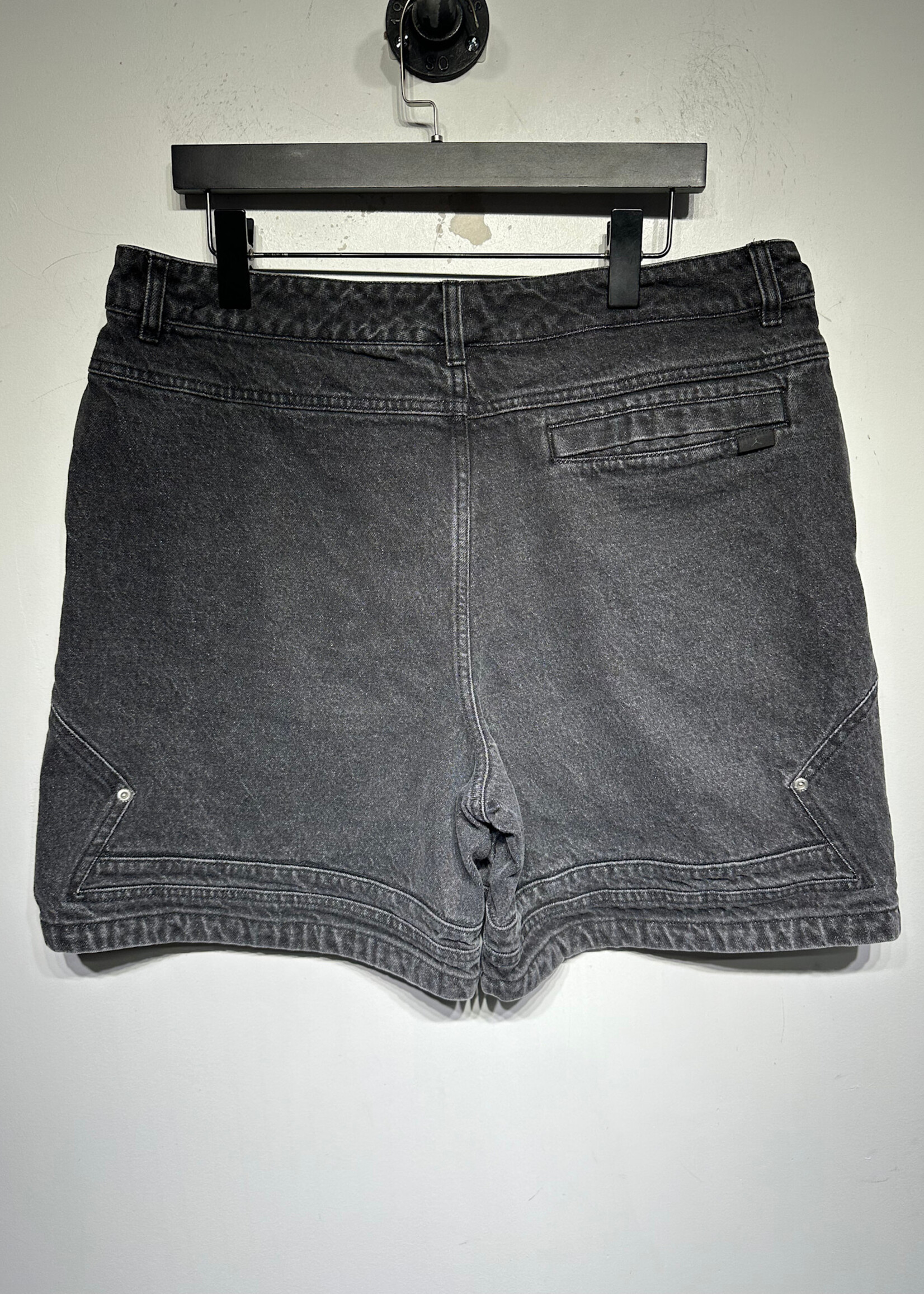 Jordan Brand Black Denim Short Masc 36
