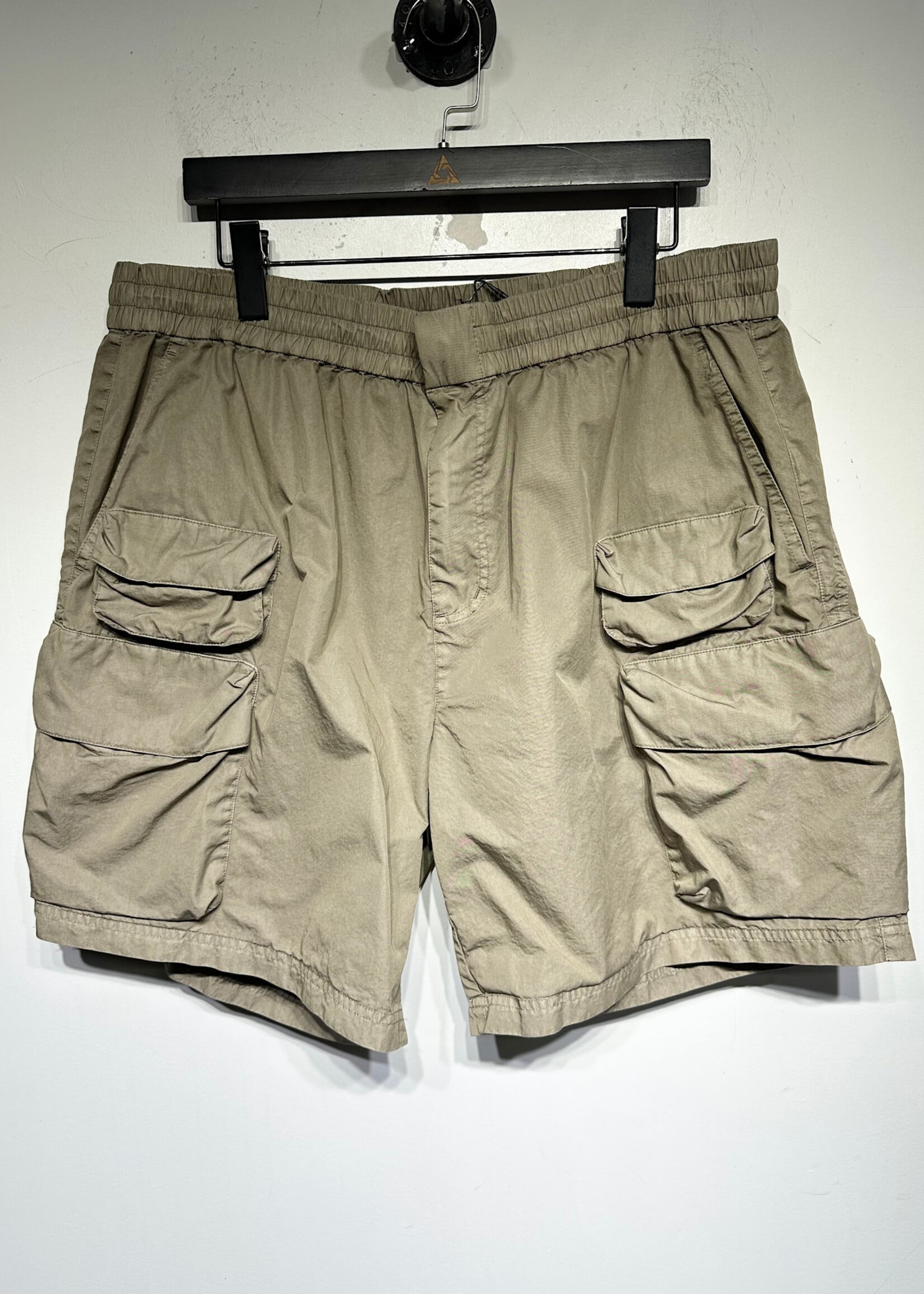 Kith Brown Nylon Multi Pocket Shorts Masc 36"