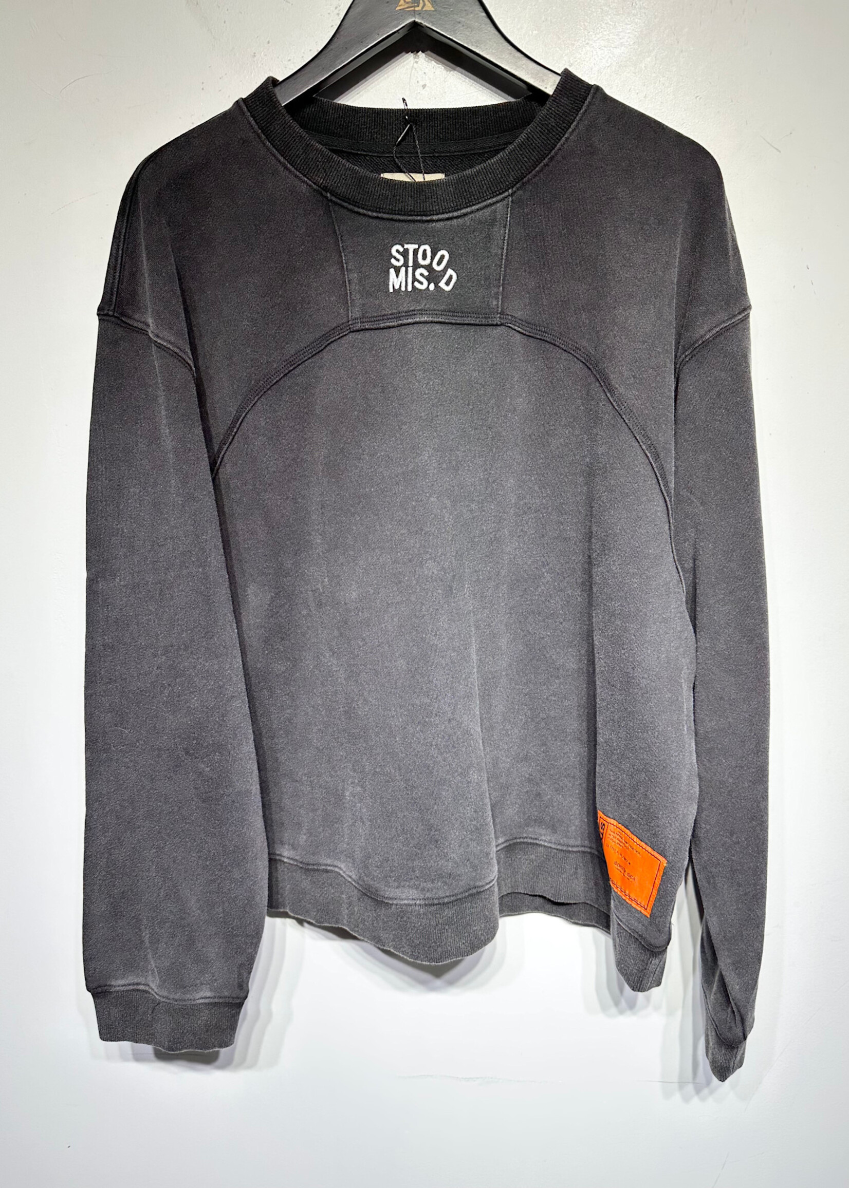 NWT Misunderstood Black Center Logo Sweater Masc L