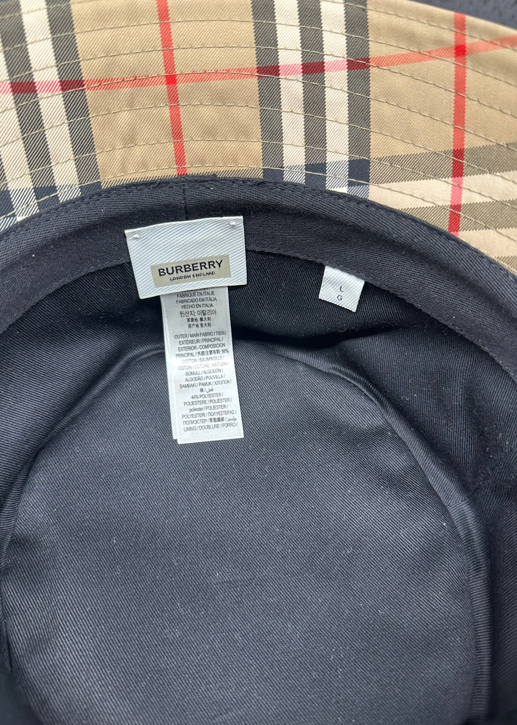 Burberry Nova Check Bucket Hat W Box