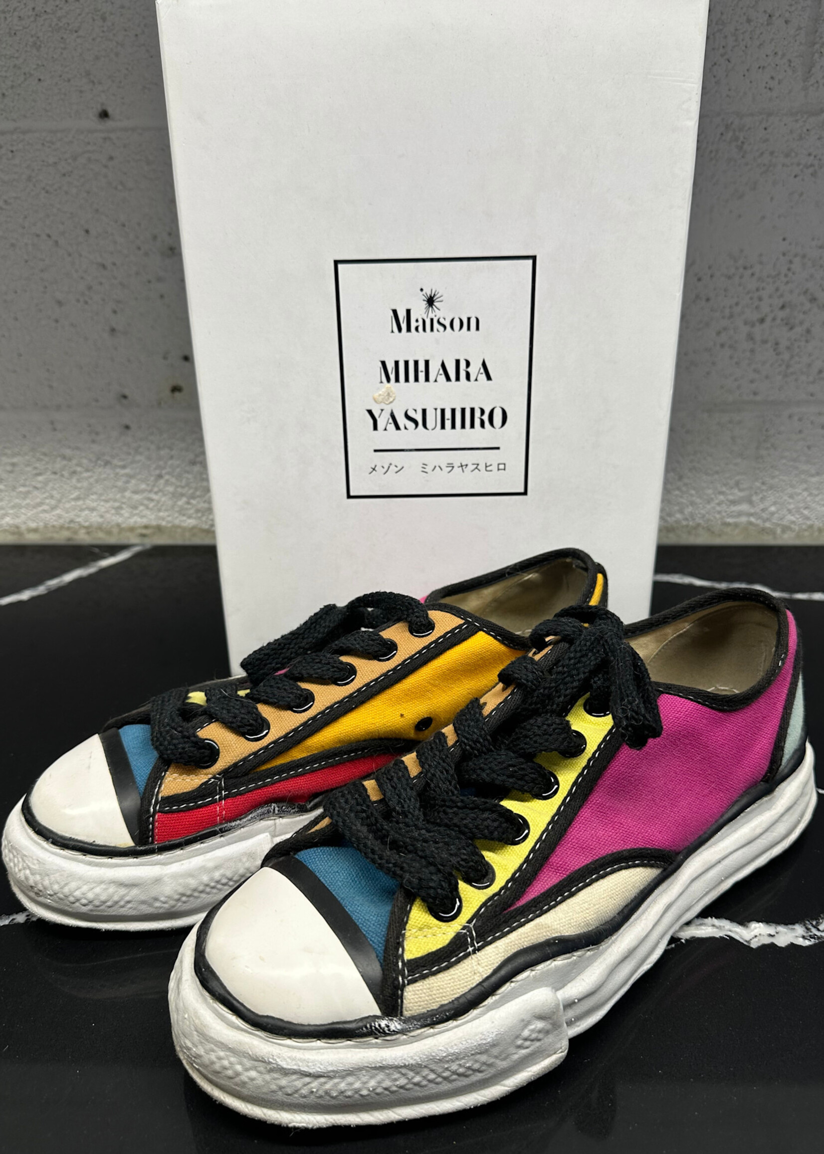 Maison Mihara Rainbow Sneakers Masc 11