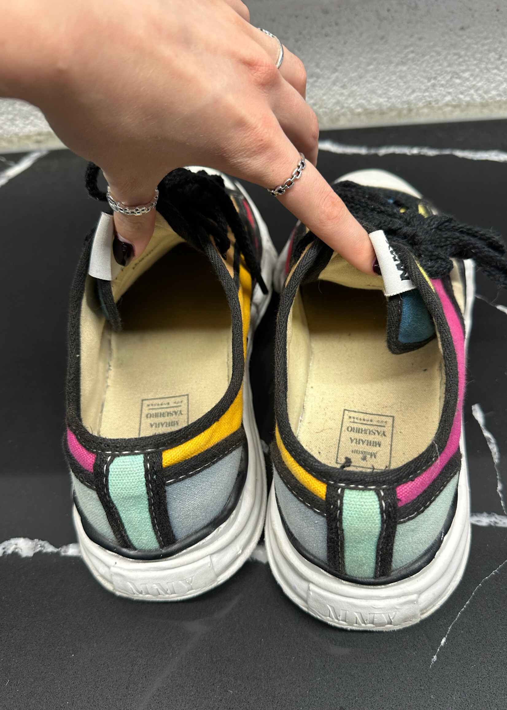 Maison Mihara Rainbow Sneakers Masc 11