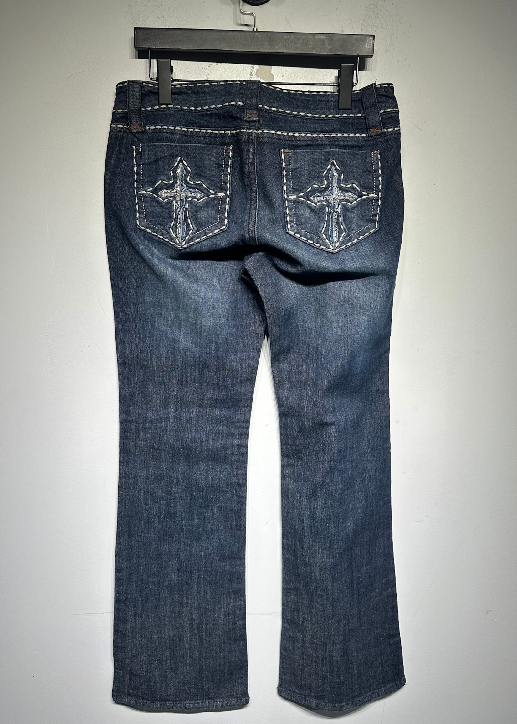 Cello Jeans NWT Flared Cross Back Patch Jeans Fem 30