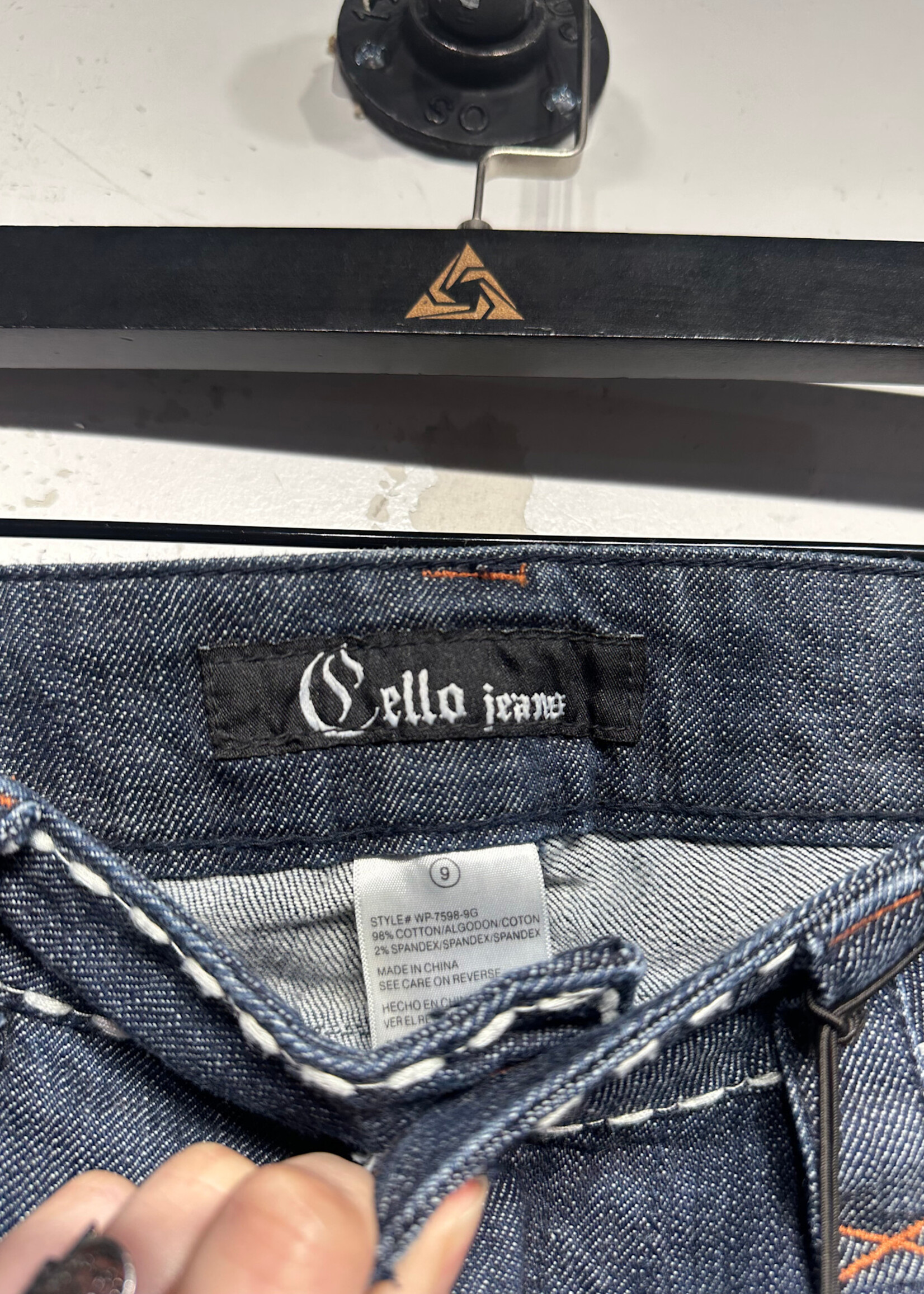 Cello Jeans NWT Flared Cross Back Patch Jeans Fem 30