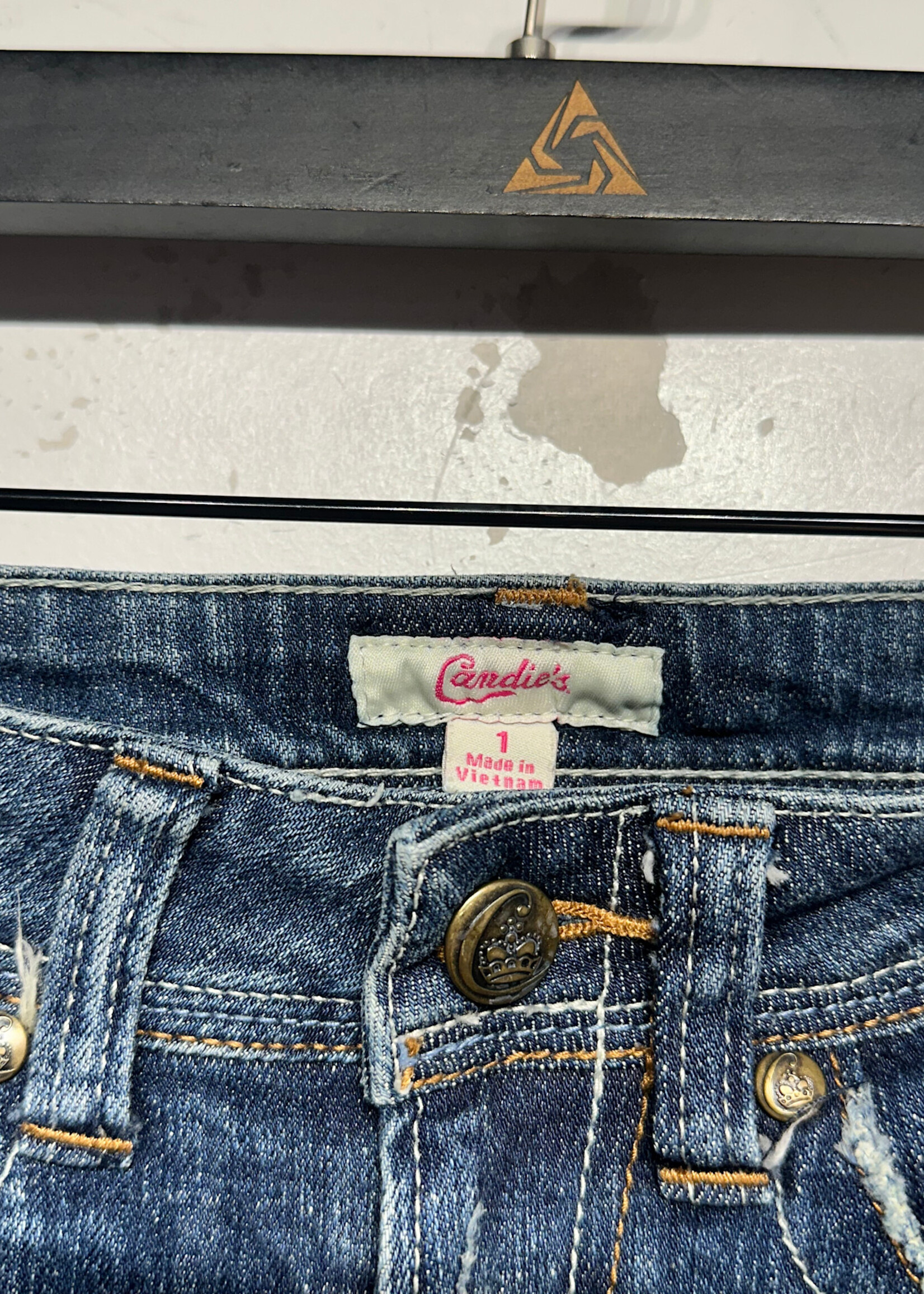 Candies Blue Flare Jeans w Black Floral Details Fem 25