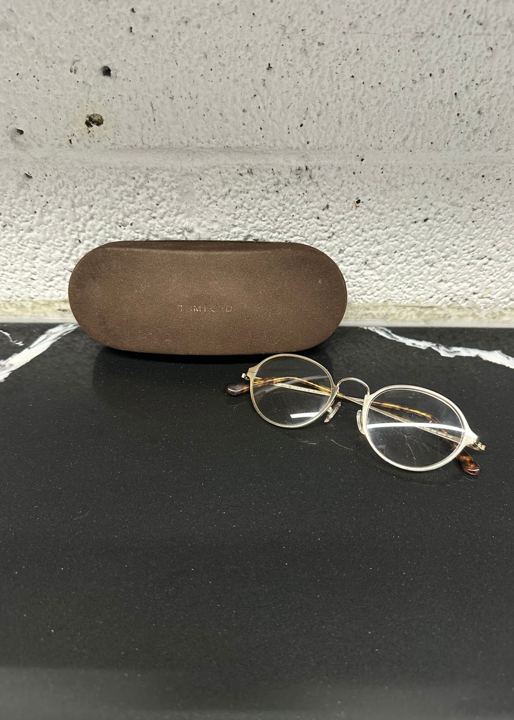 Tom Ford Oval Shaped Gold Lenses