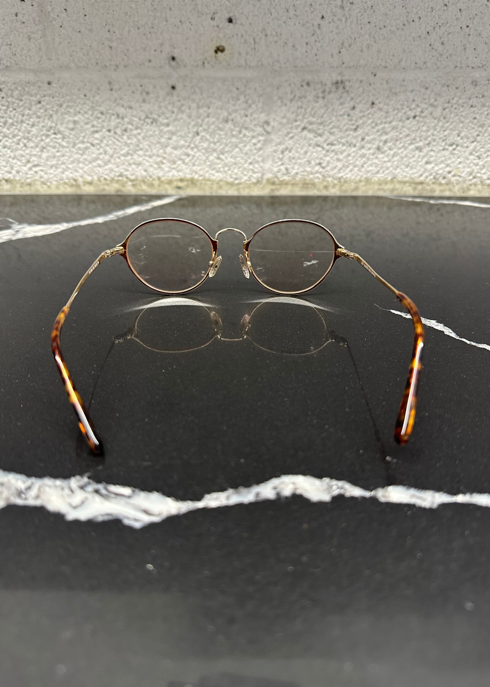 Tom Ford Oval Shaped Gold Lenses