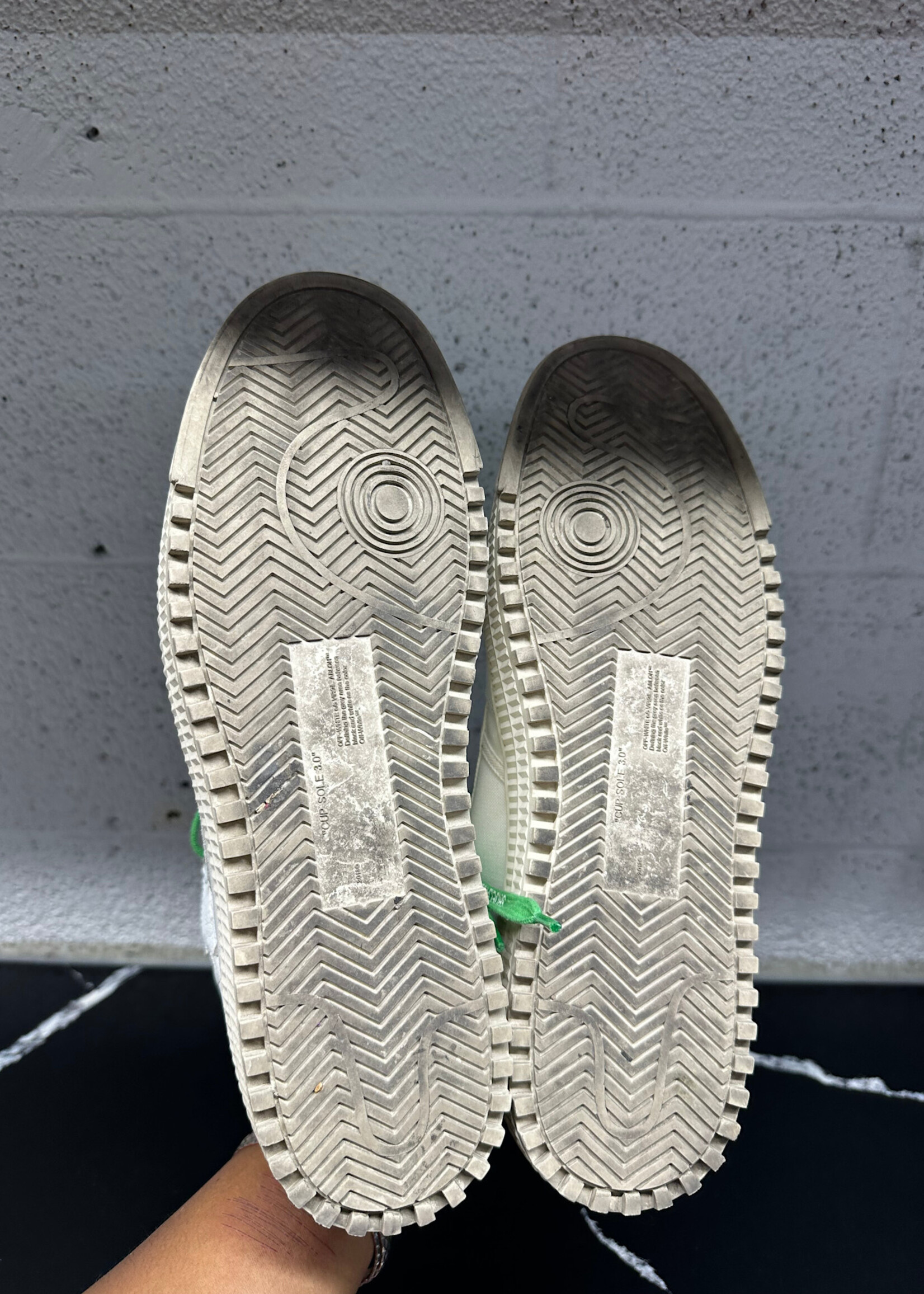 Off White Low 3.0 White / Green Sneakers Masc 10.5