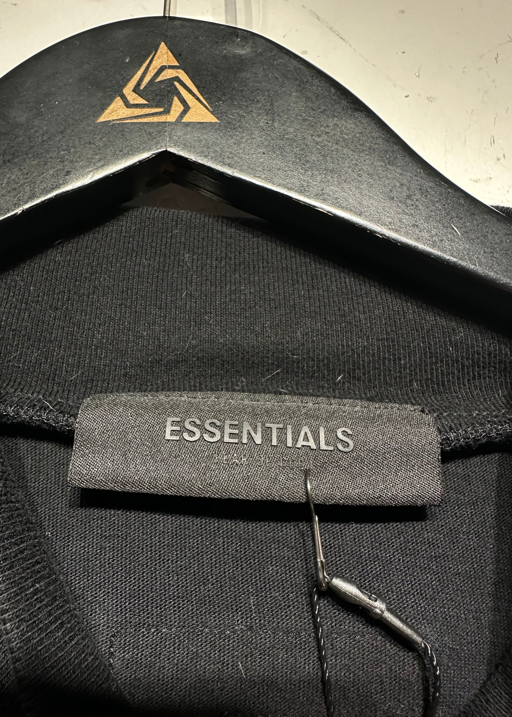 Fear of God Essentials Black Mock Neck Tee Masc L