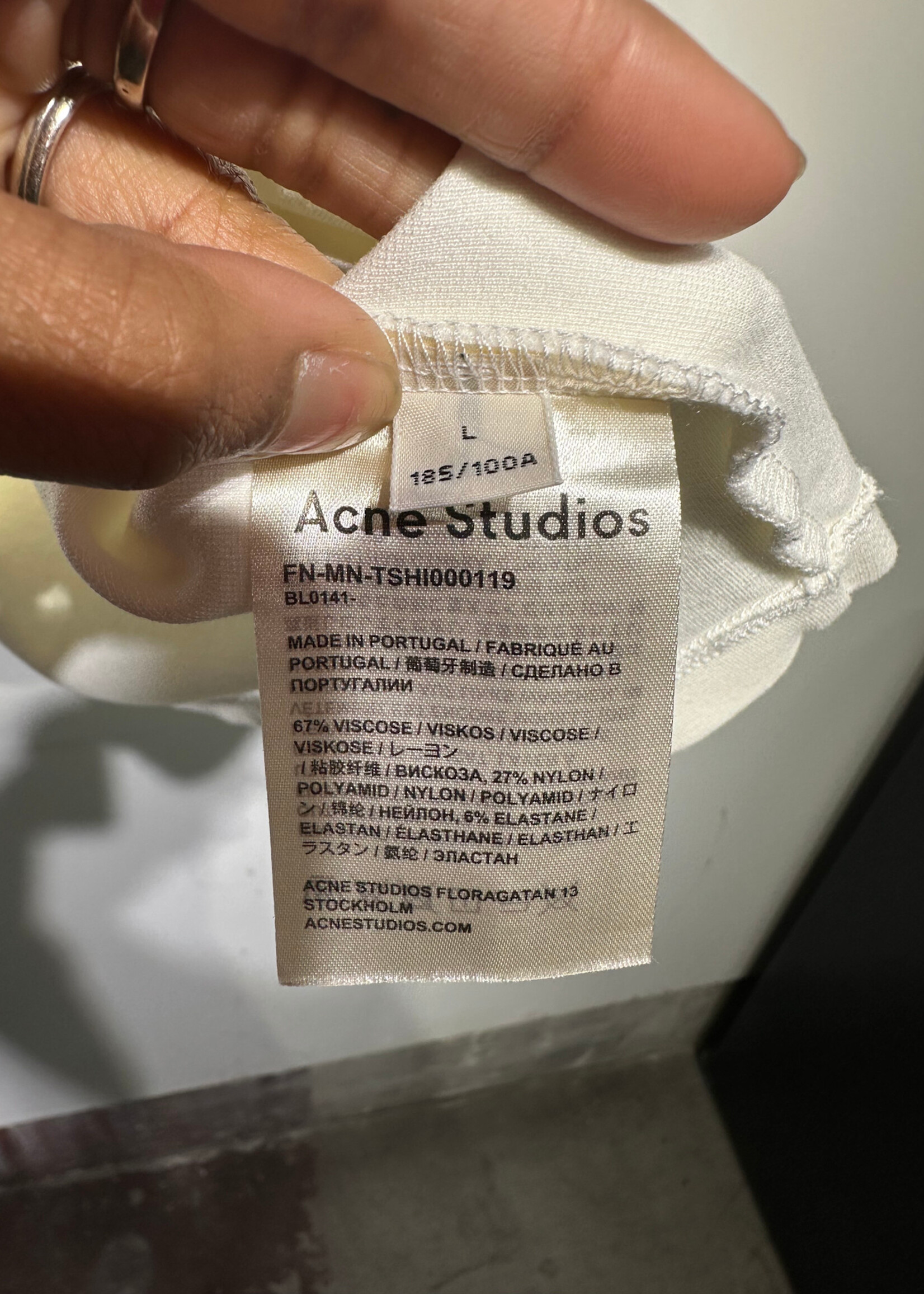 Acne Studios White Tee w Grey Logo Neck Masc L