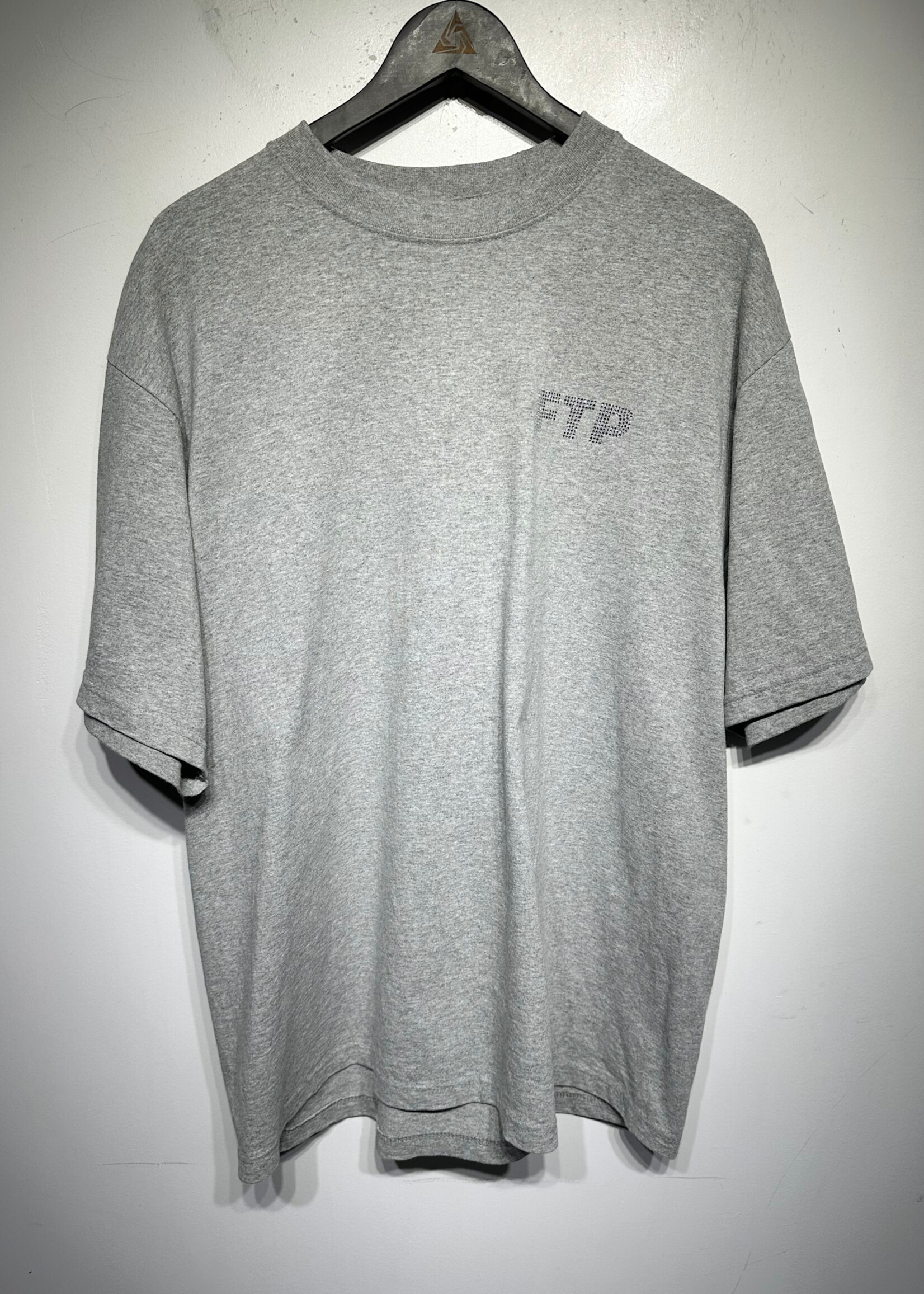 FTP Bedazzled Grey Tee Masc XL