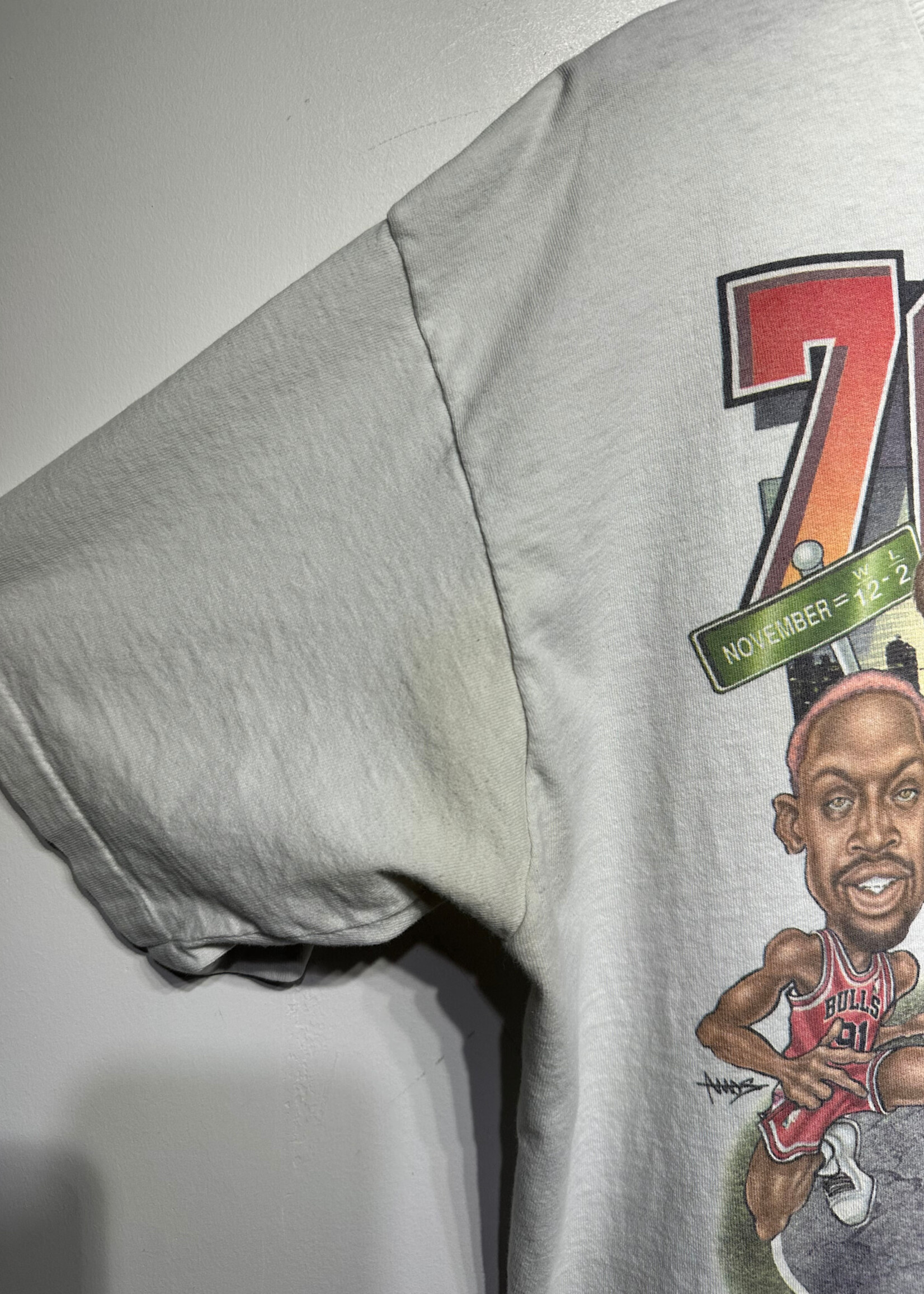 Pro Player Chicago Bulls 70s Wins Tee XL