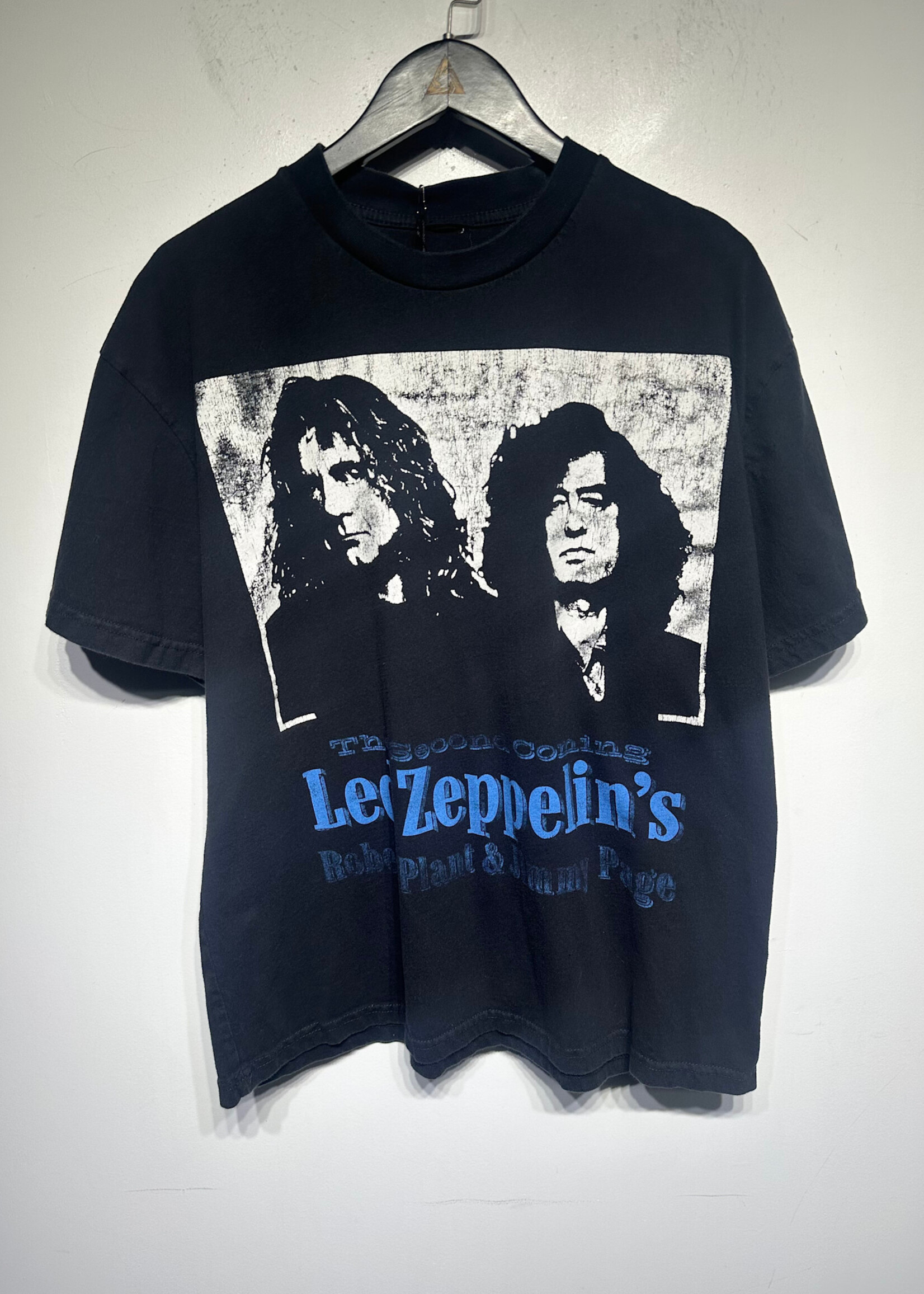 Led Zeppelins 'The Second Coming' Black Tee L