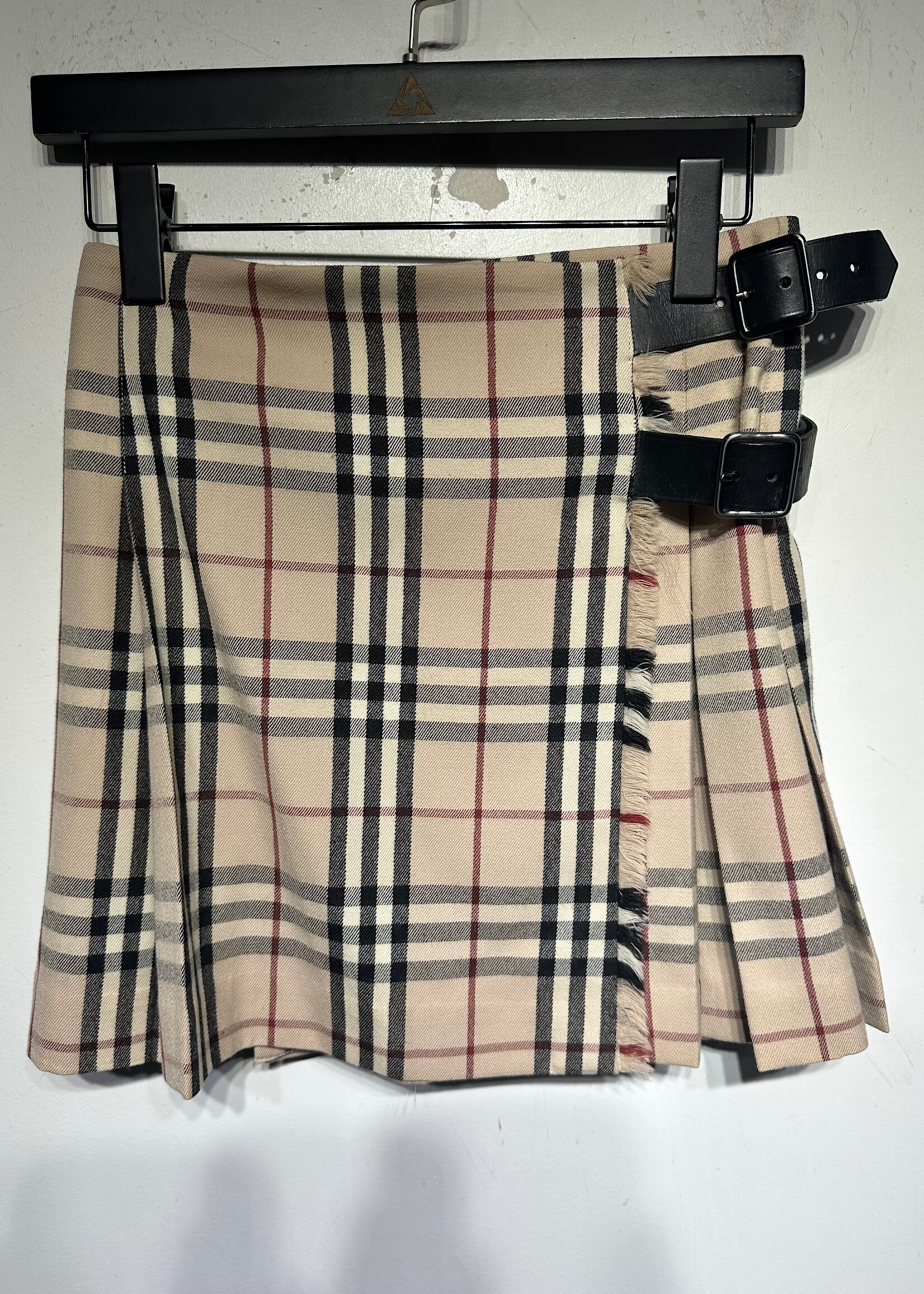 Burberry Nova Check Leather Buckle Skirt 25