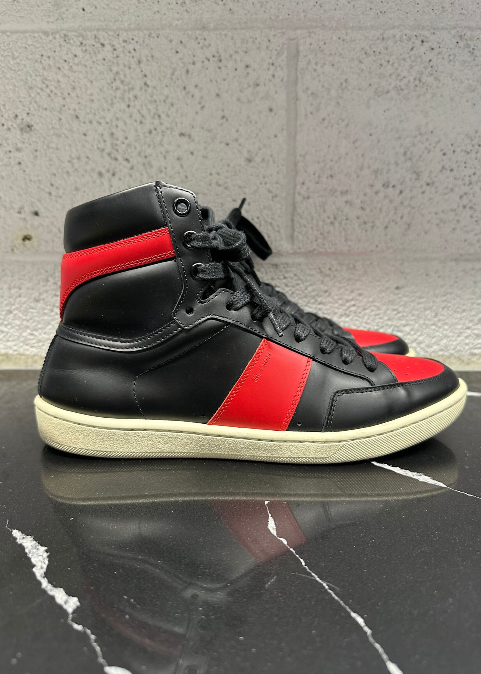 Saint Laurent Black/Red High Top Sneakers 39/9.5