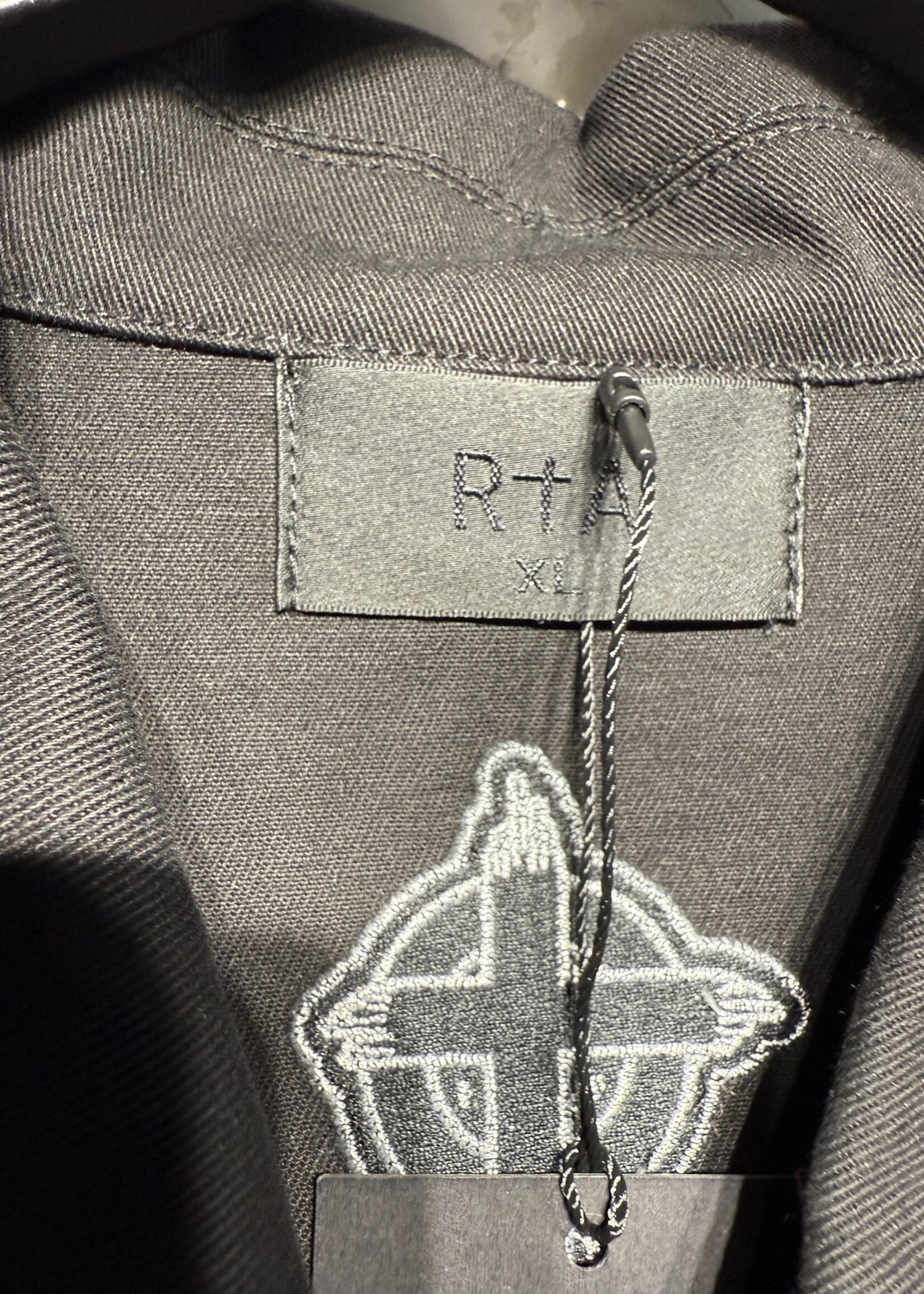 RTA Road To Awe Patch Button Up JKT Masc XL