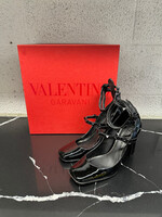 Valentino Black Ankle Strap Heels w Stud Details Fem 6.5