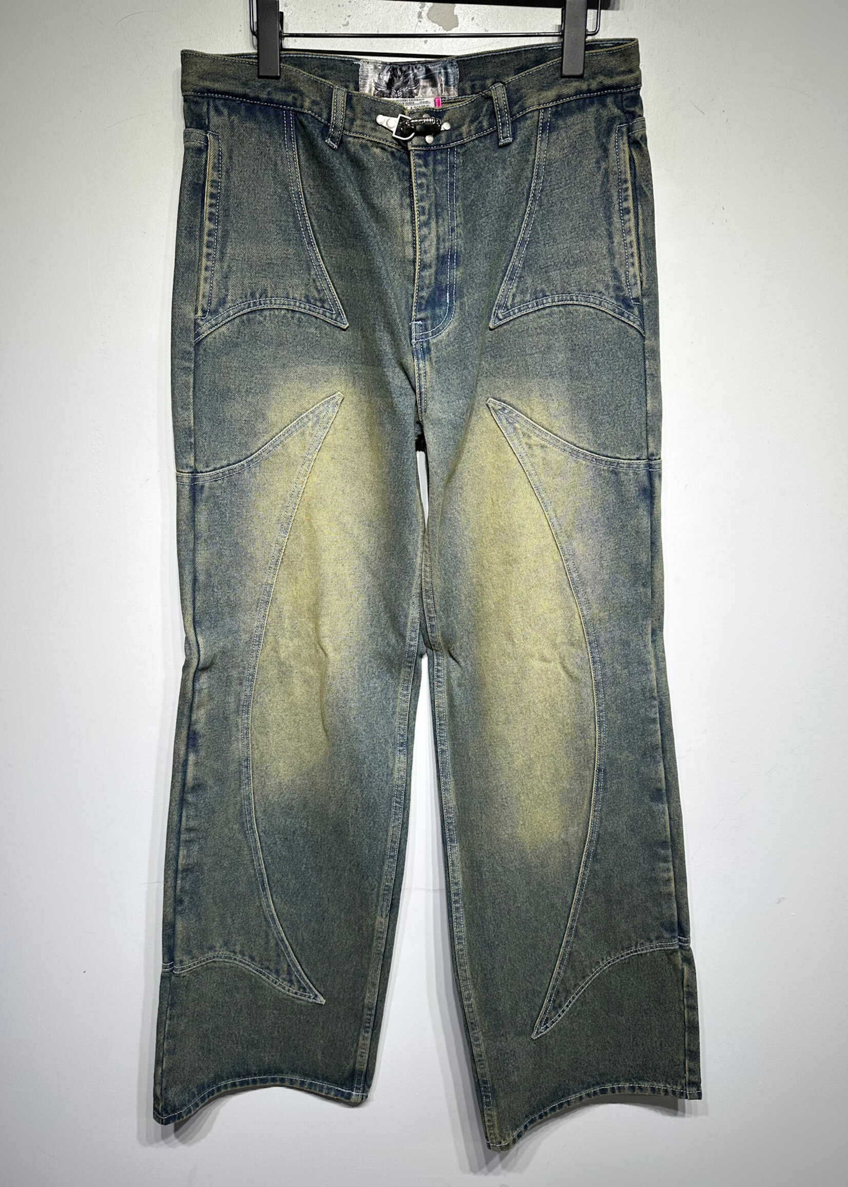 Fine Culture NWT Daedric Sandwash Baggy Denim 30
