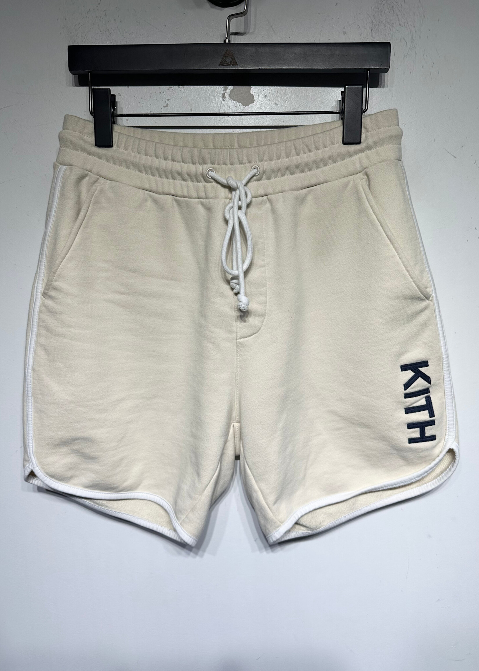 Kith Off White Sweatshorts Masc 30