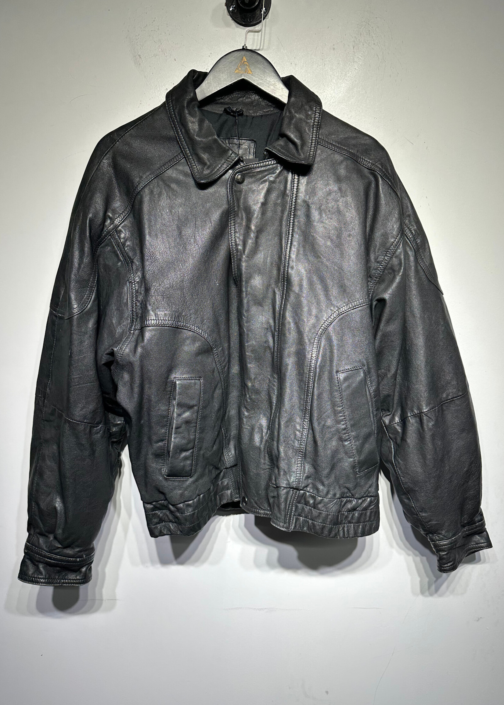 Hunt Club Black Leather Bomber Style Jacket L