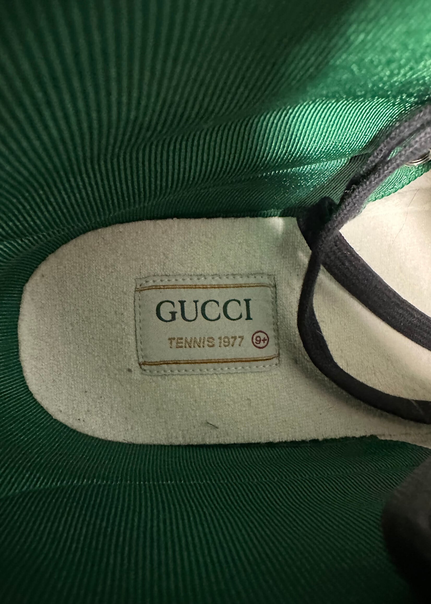 Gucci 1977 Black Monogram Hi Top Sneakers Masc 9.5