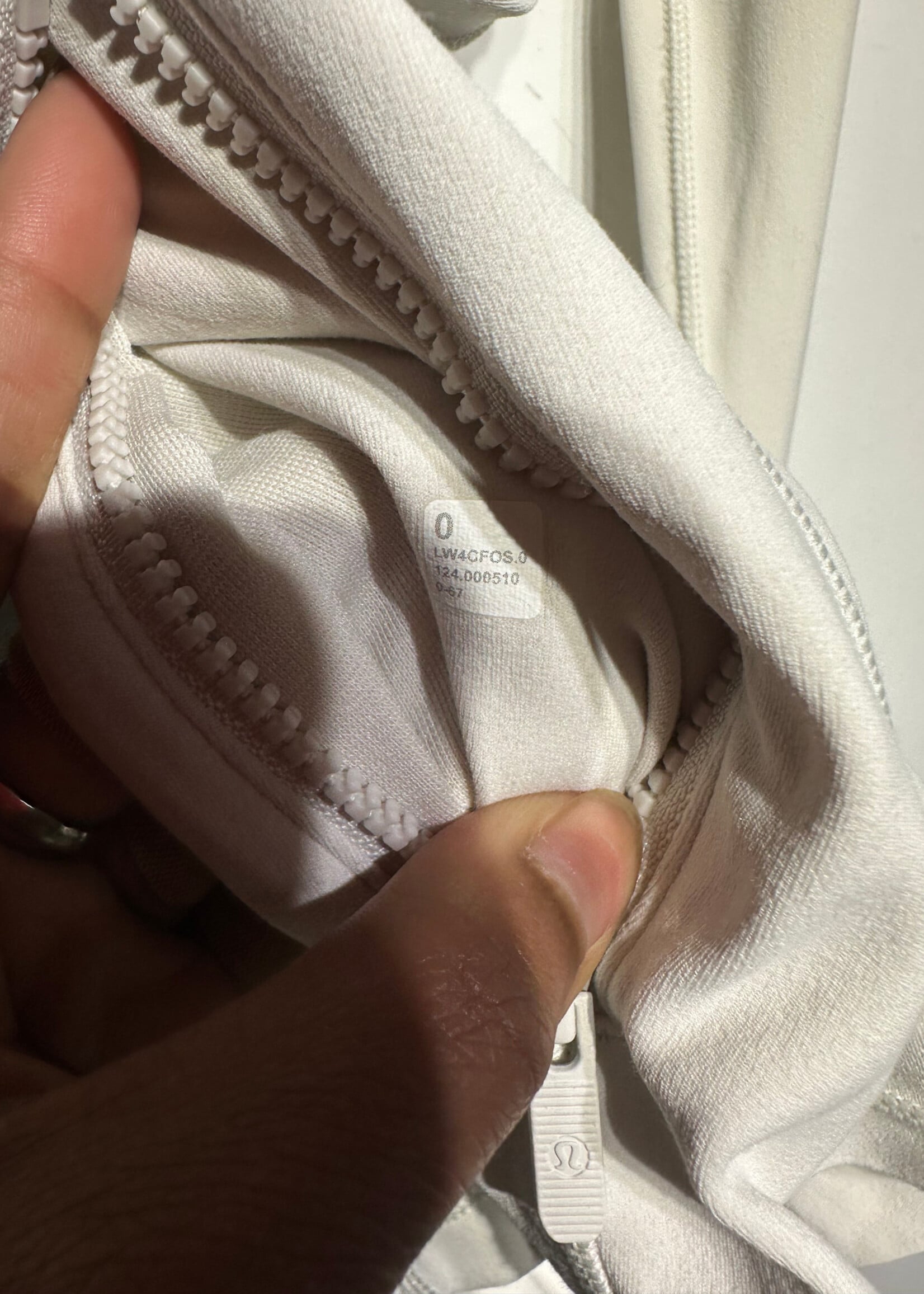 Lululemon Off-White Fitted LS Zip Up 0/XS