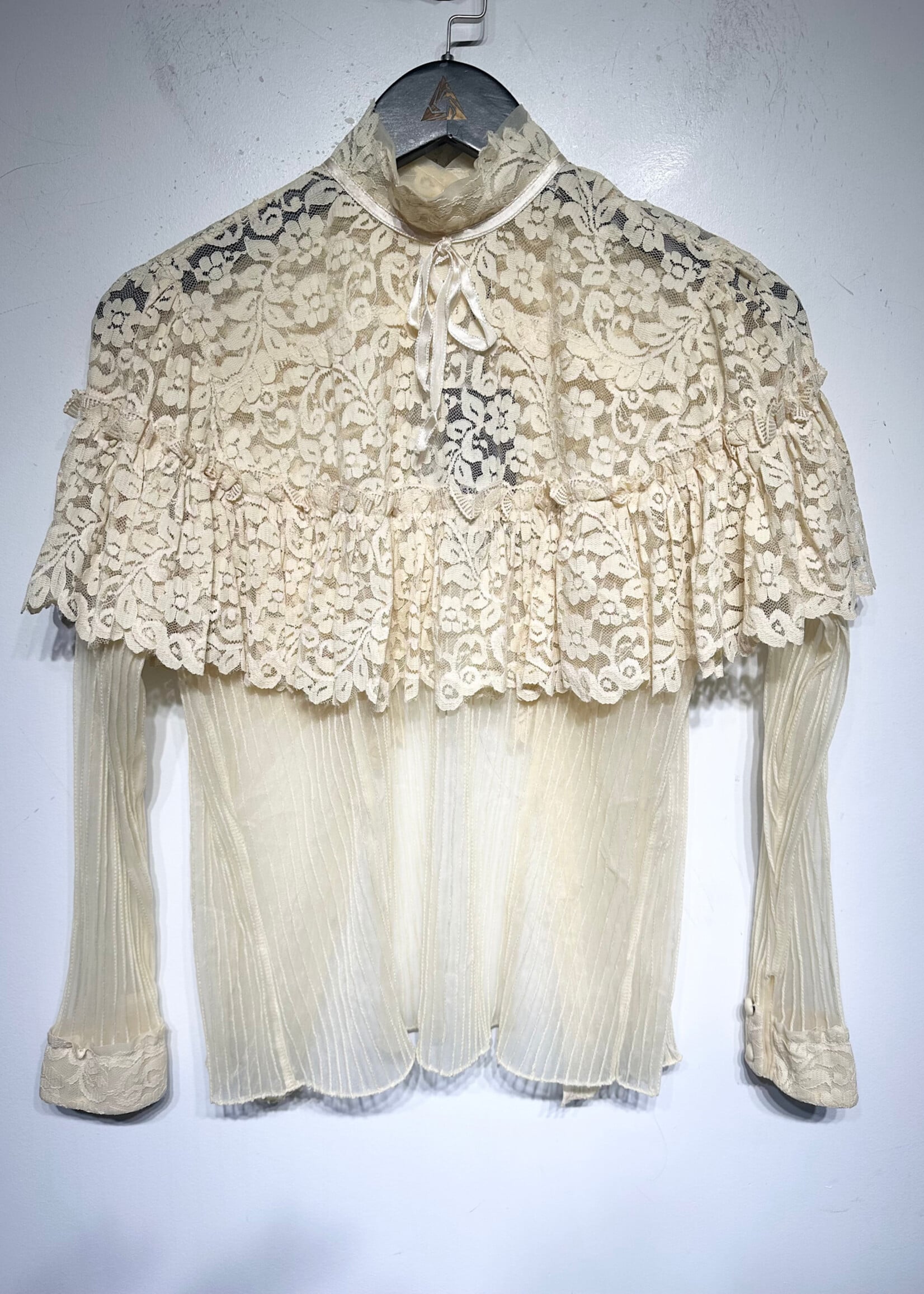 Vintage Beige Lace Layered Blouse Fem S/M