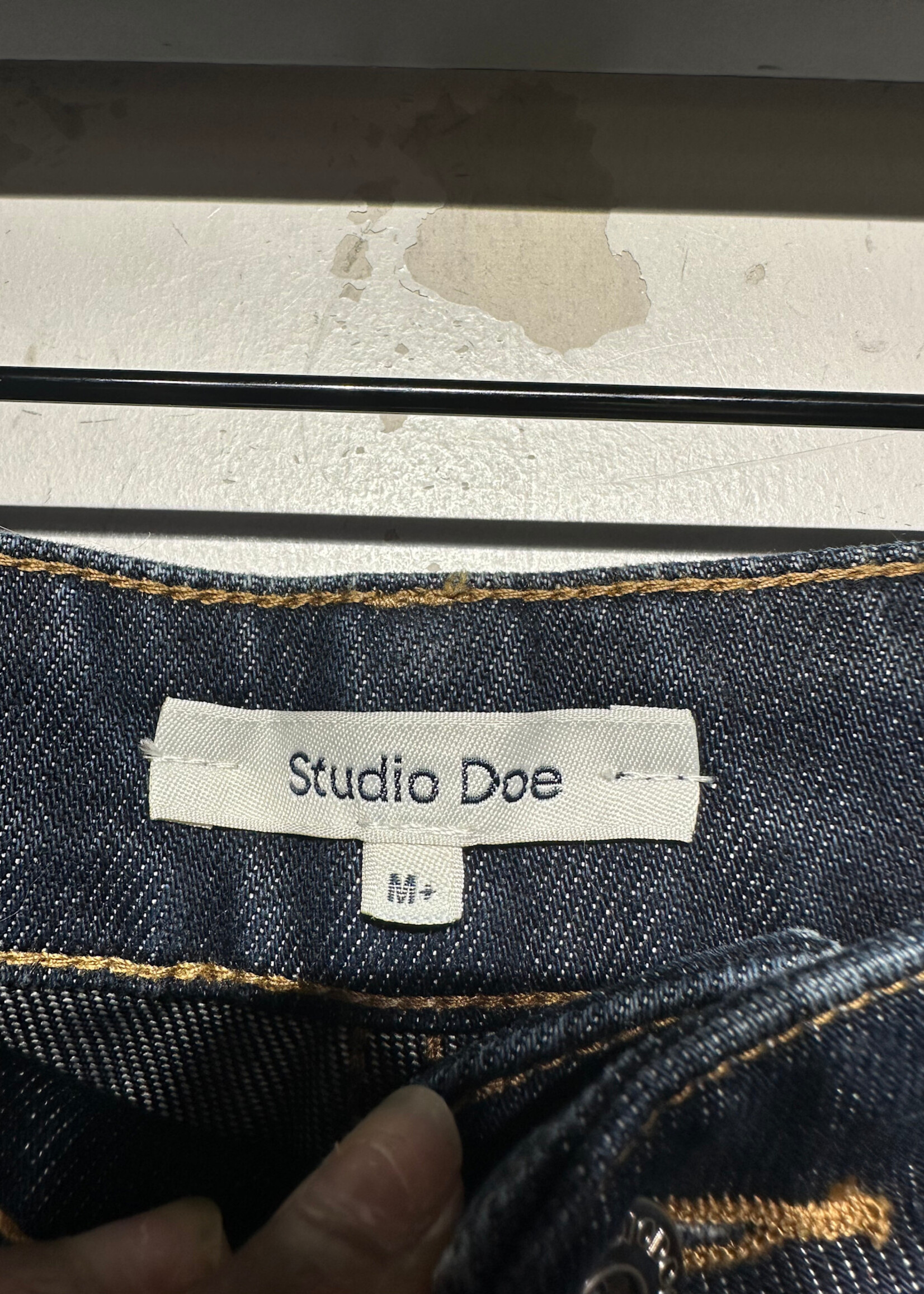 Studio Doe Dark Wash Cuffed Wide Leg Jeans Fem 29