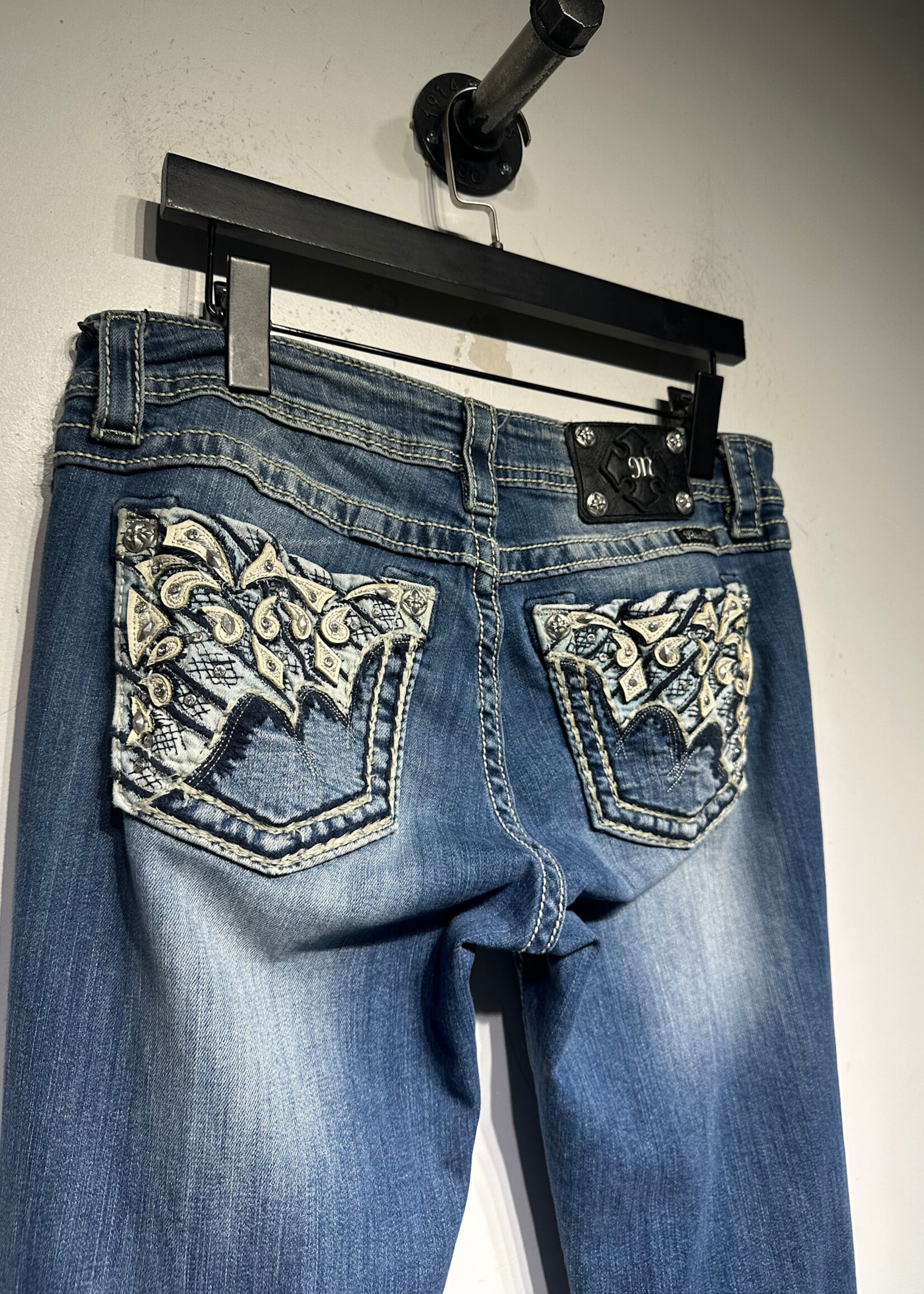 Miss Me Bootcut Back Emblish Pocket Denim Fem 30"