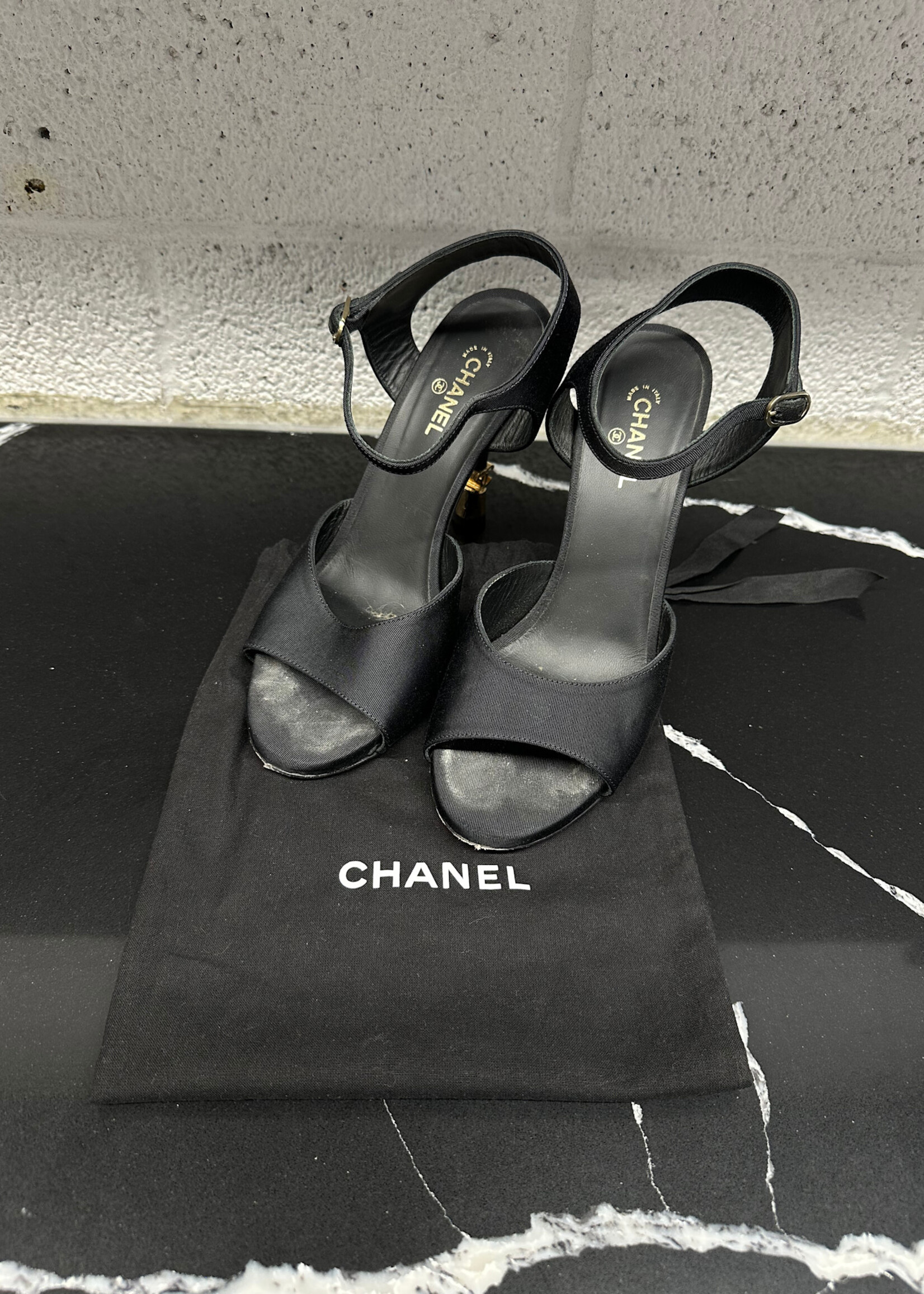Chanel Black CC Stiletto Black Heels 38.5/8