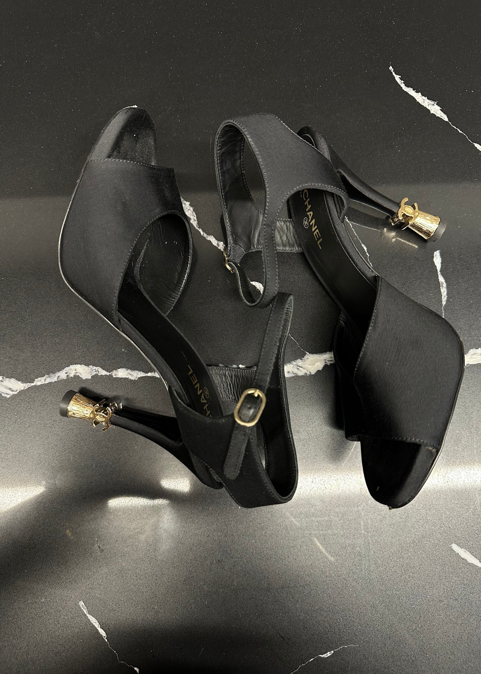Chanel Black CC Stiletto Black Heels 38.5/8