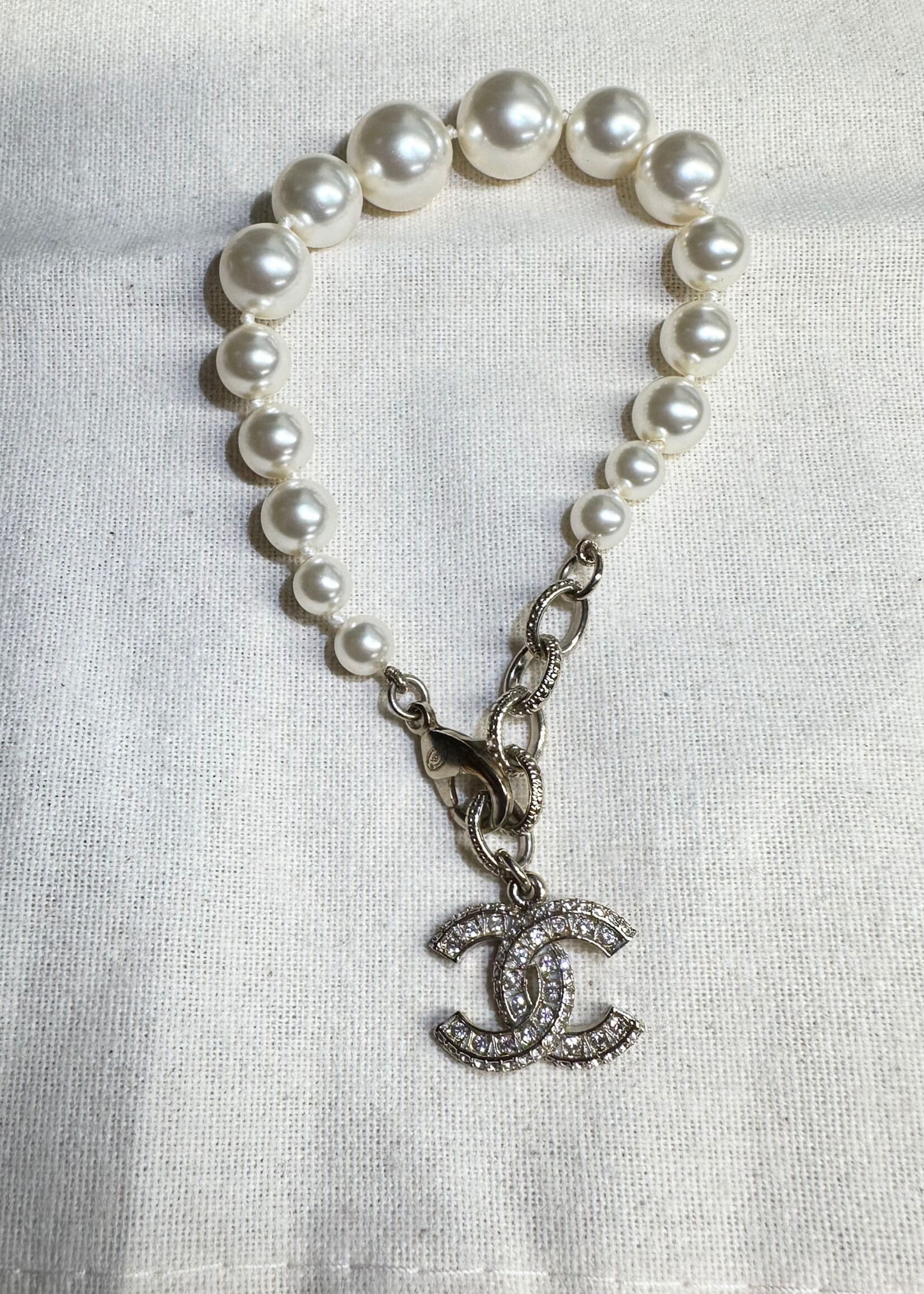 Chanel 2023 Pearl Bracelet