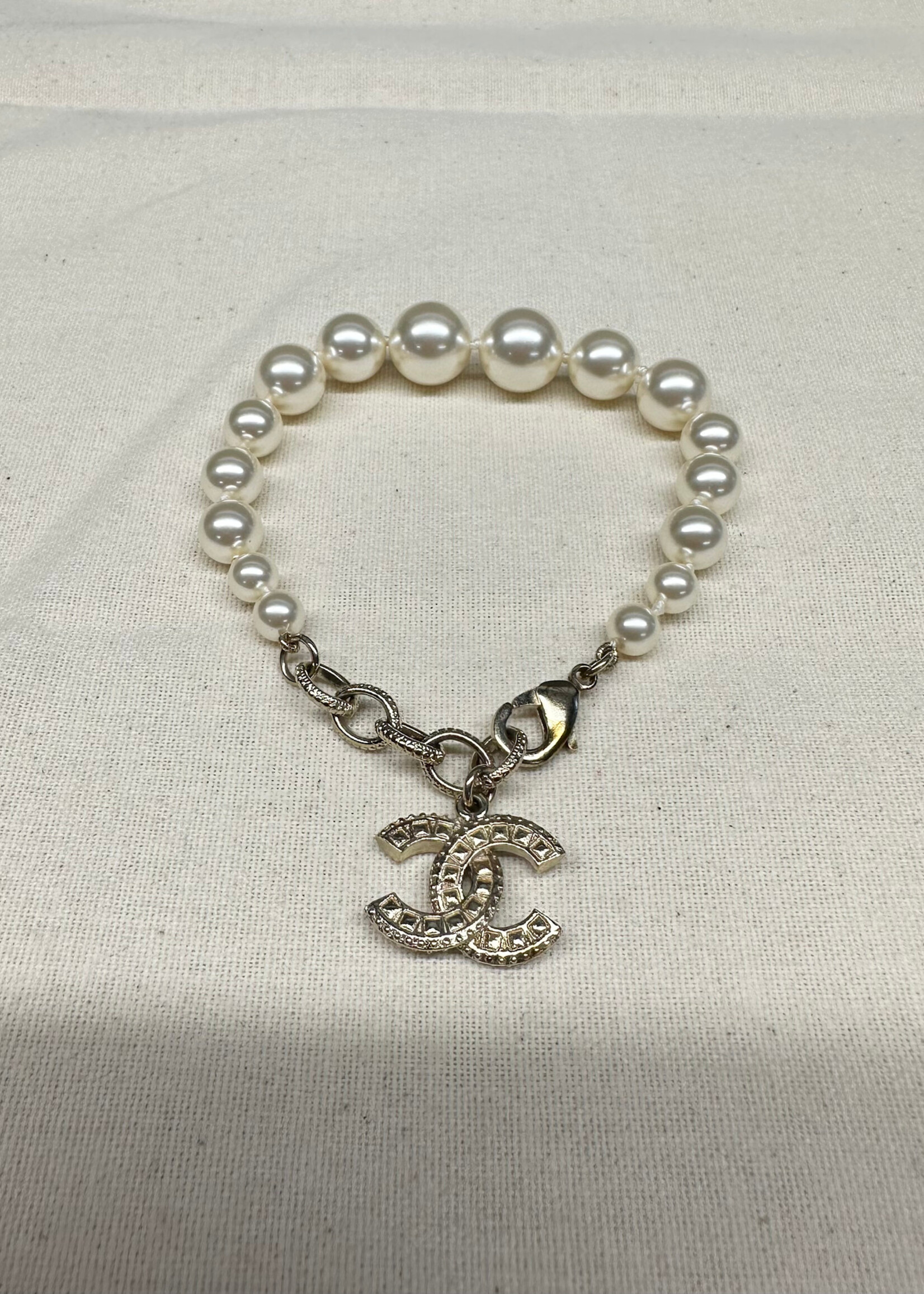 Chanel 2023 Pearl Bracelet