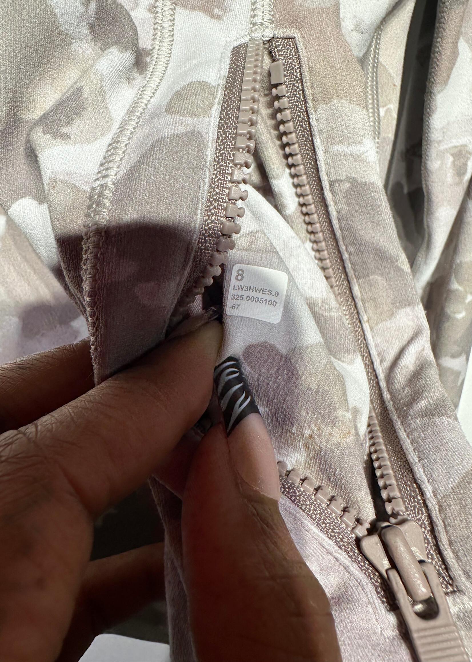 Lululemon White Camo ZU Active Jacket 8/M