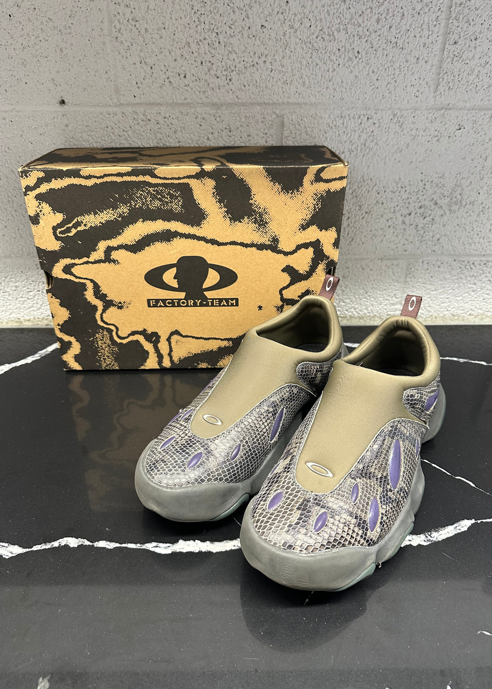 Oakley x Brain Dead Python Flash Masc 12