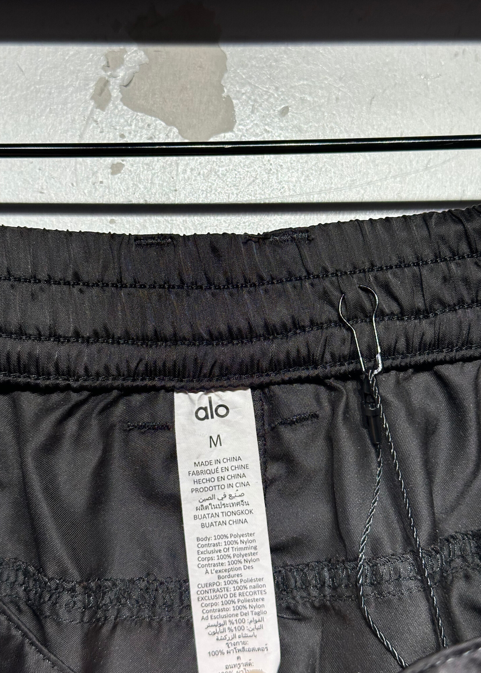 Alo Black Cargo Stretch Pants M/Fem 30
