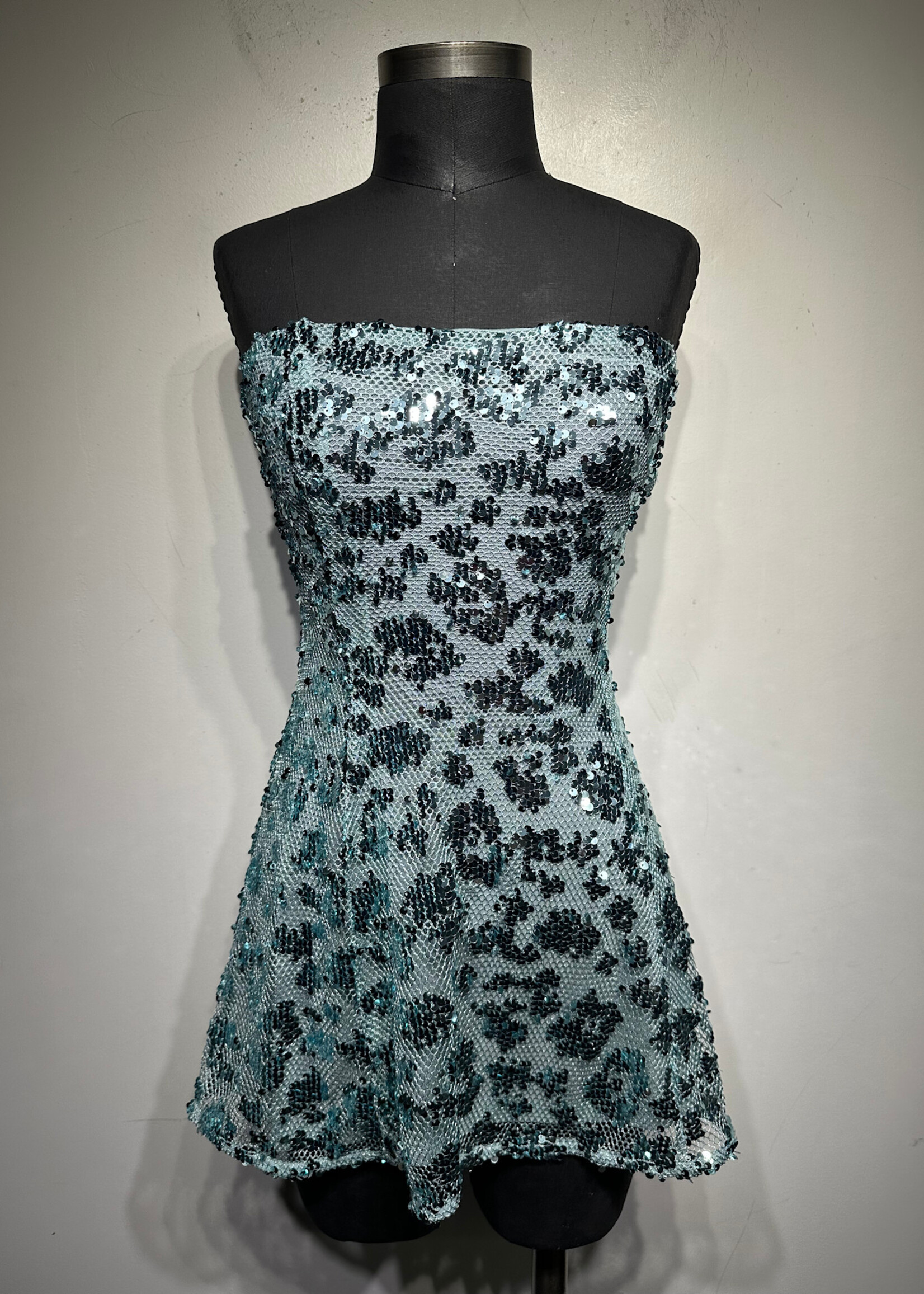 NWT Meshki Blue Sequin Strapless Dress Fem XXS