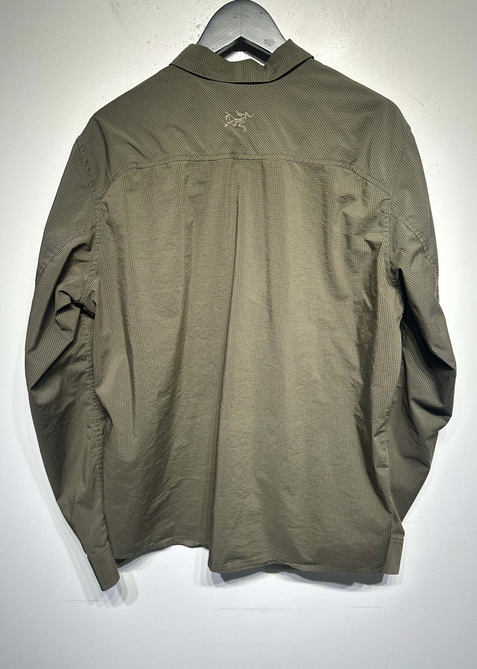 Arcteryx Olive Green Grid LS BU L