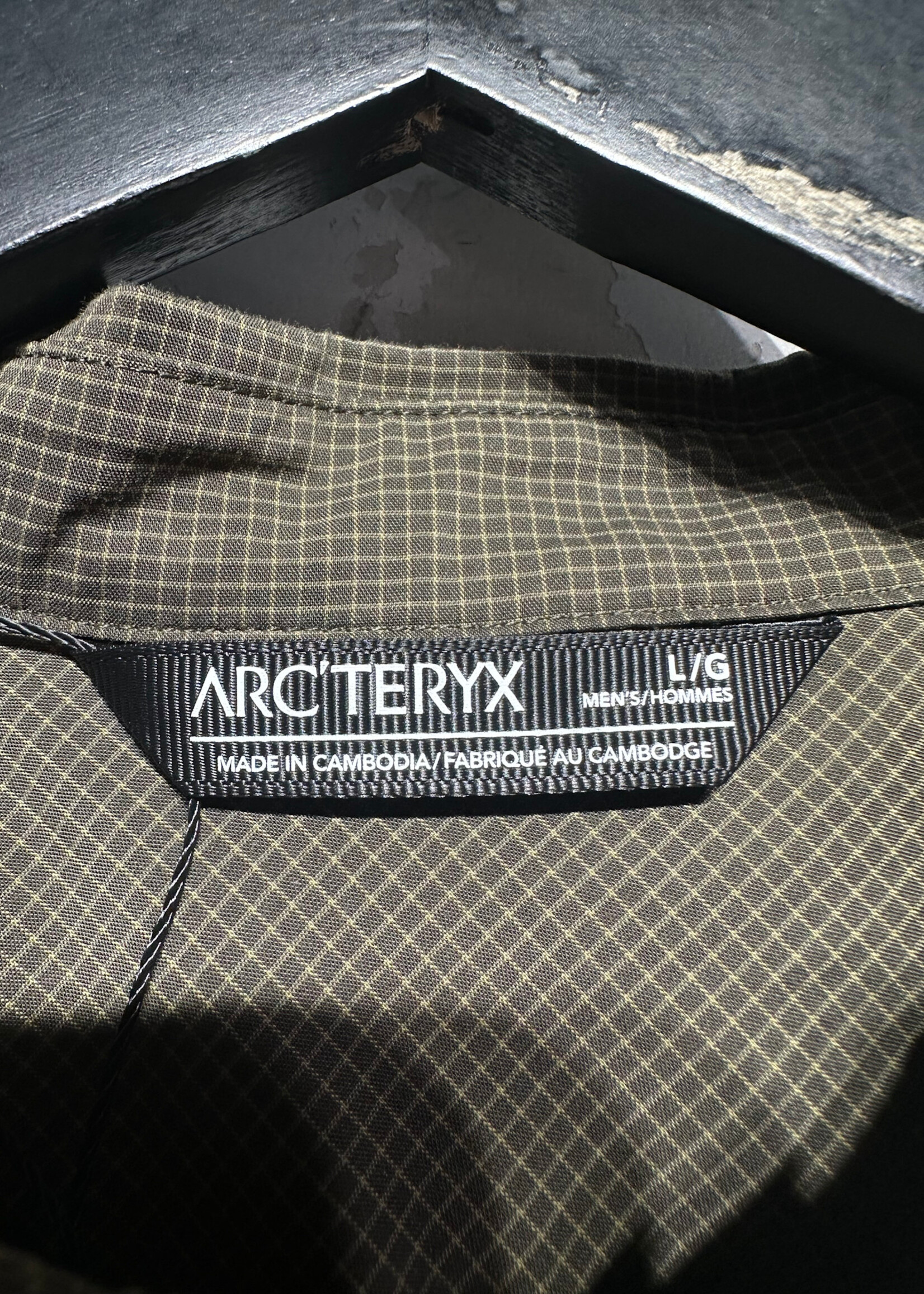 Arcteryx Olive Green Grid LS BU L