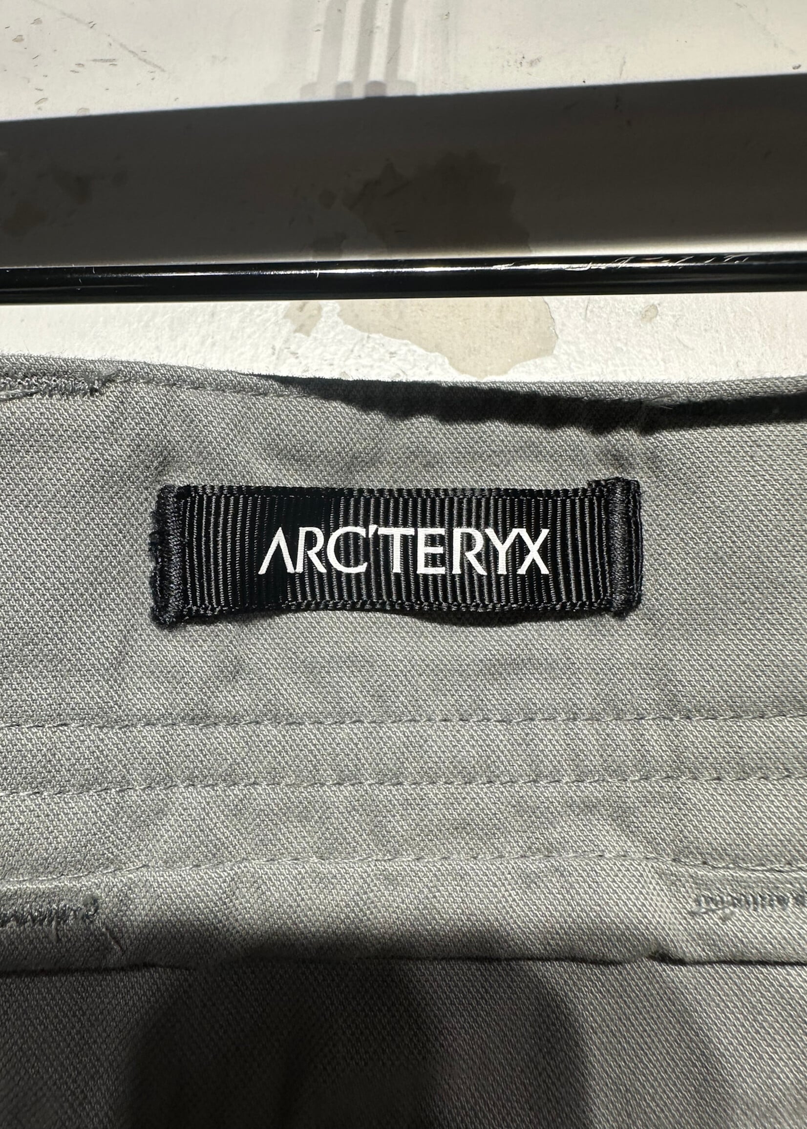 Arcteryx Slate Grey Logo Pant Masc 34