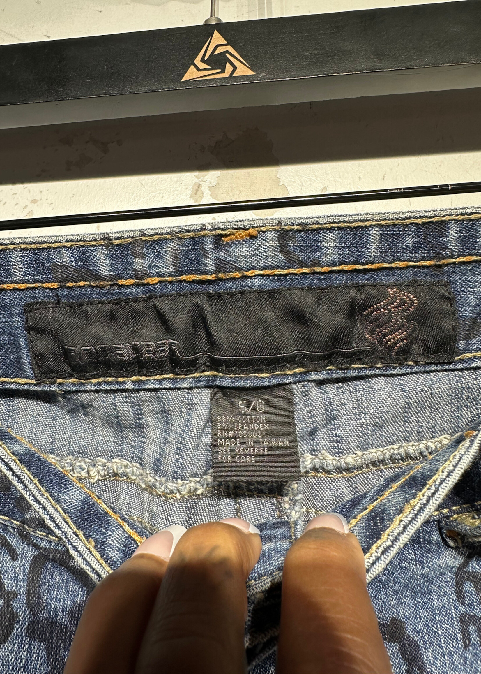Rocawear Y2K Scribble Flare Jeans 28
