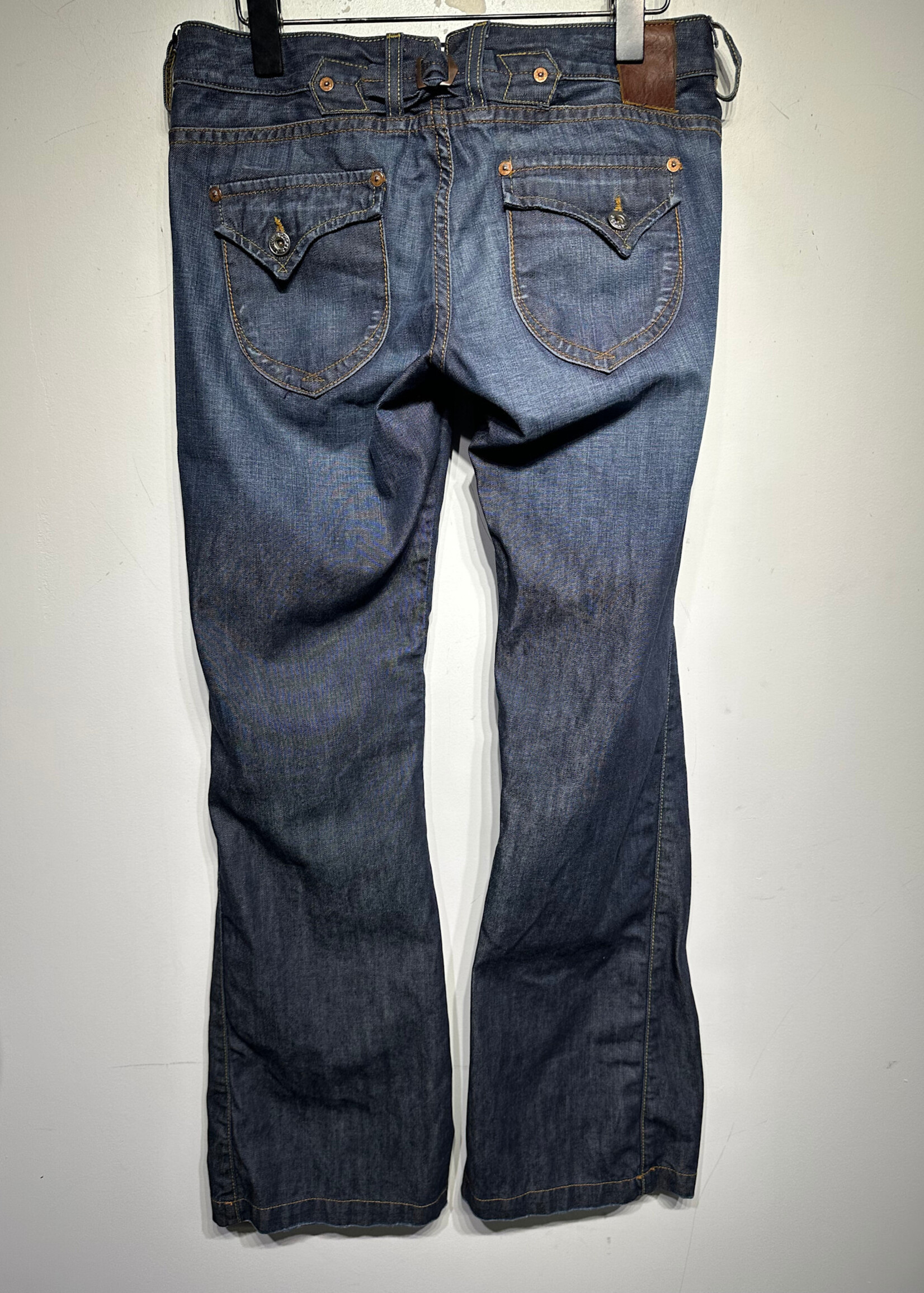 Lucky Brand Dark Wash Buckle Back Jeans 26